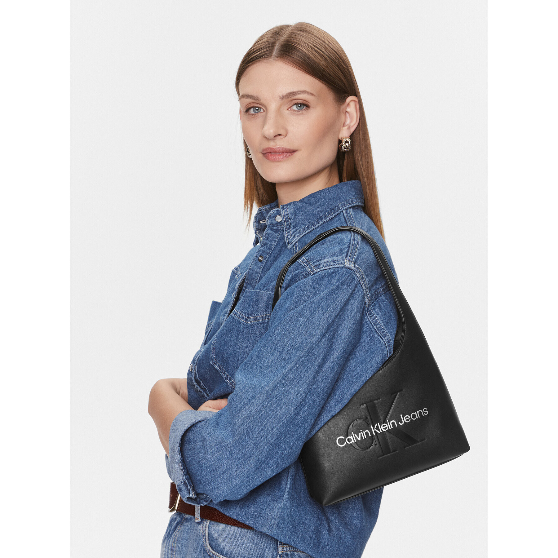 Calvin Klein Jeans Дамска чанта Sculpted Arch Shoulderbag22 Mono K60K611548 Черен - Pepit.bg