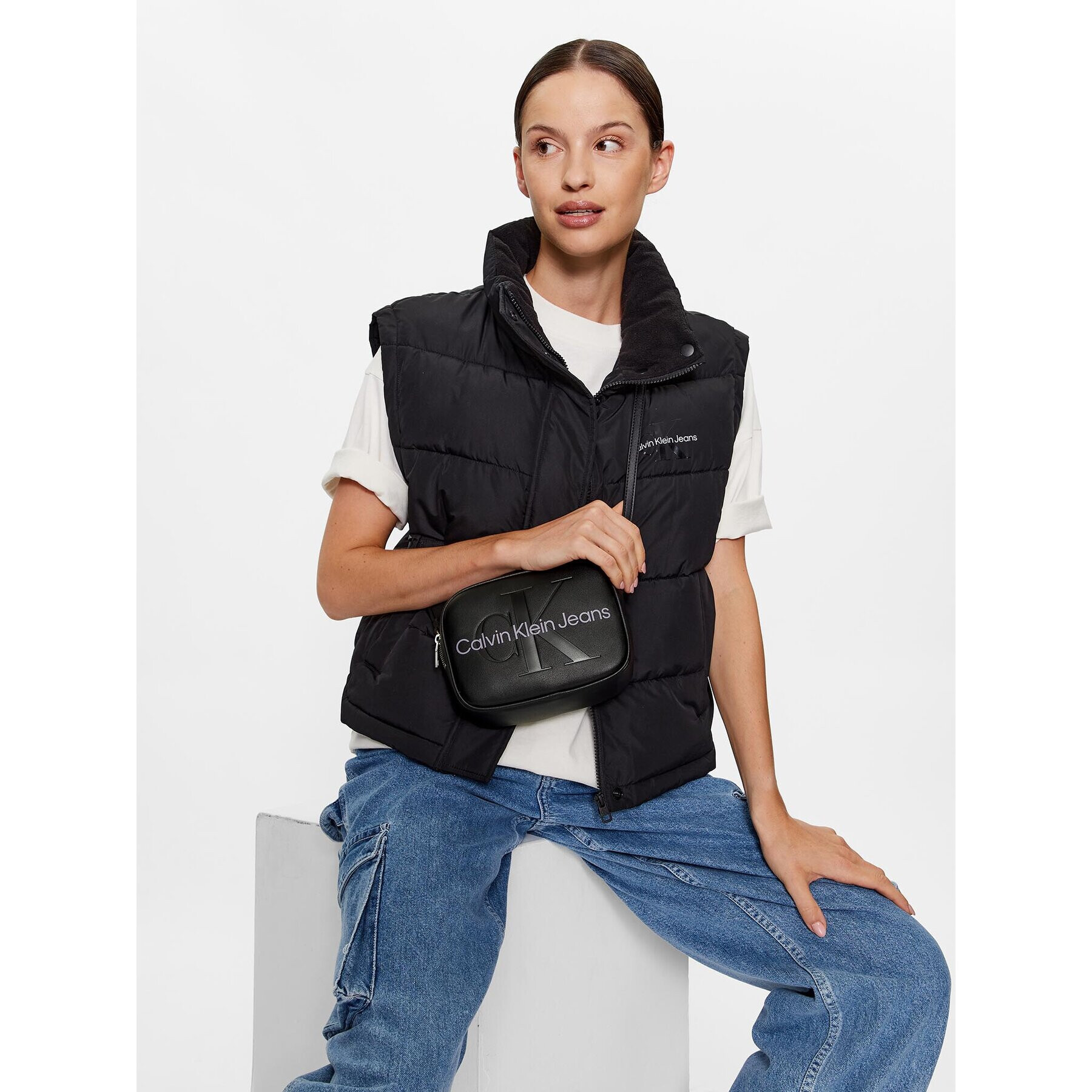 Calvin Klein Jeans Дамска чанта Sculpted Camera Bag18 Mono K60K610275 Черен - Pepit.bg