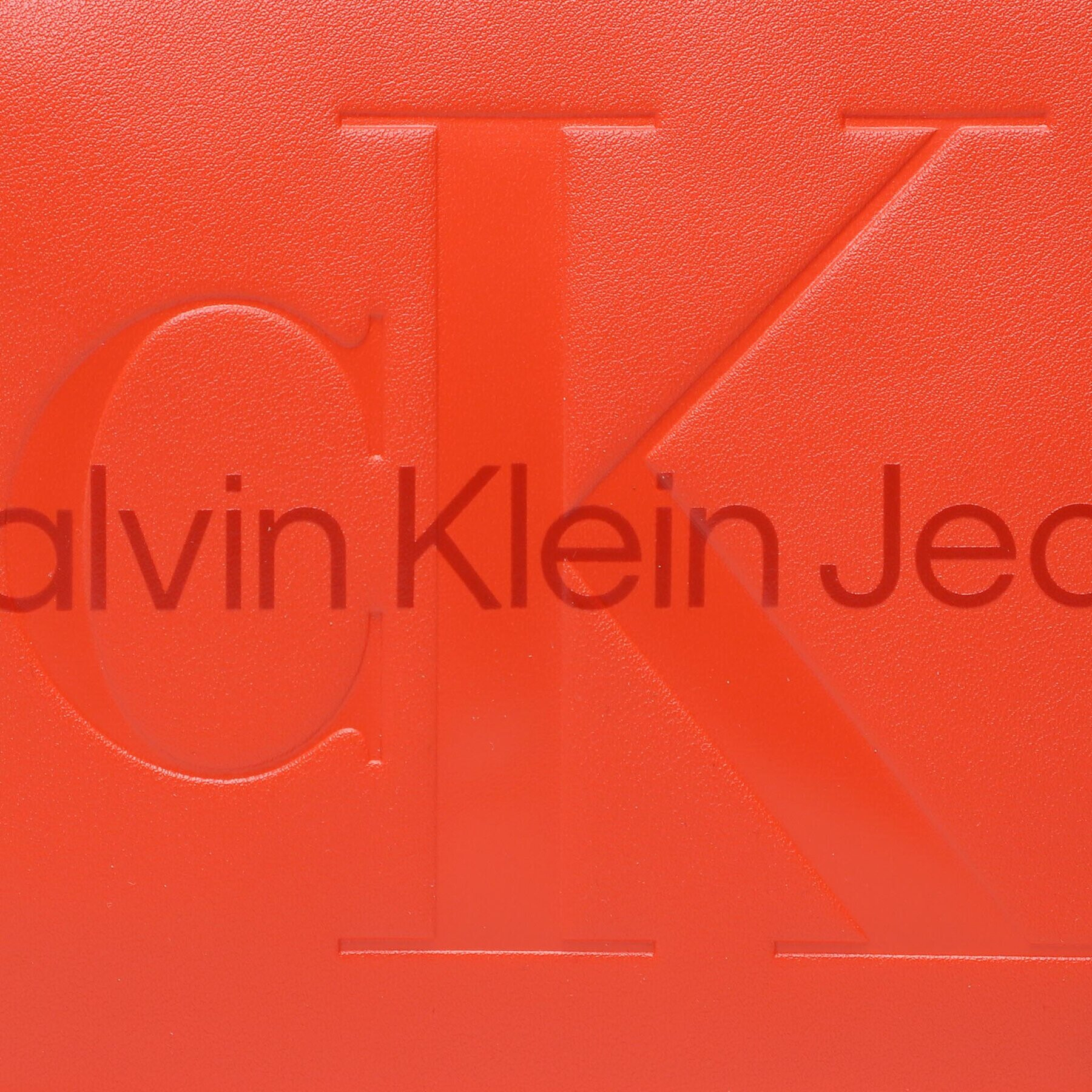 Calvin Klein Jeans Дамска чанта Sculpted Camera Bagi8 Mono K60K610275 Оранжев - Pepit.bg