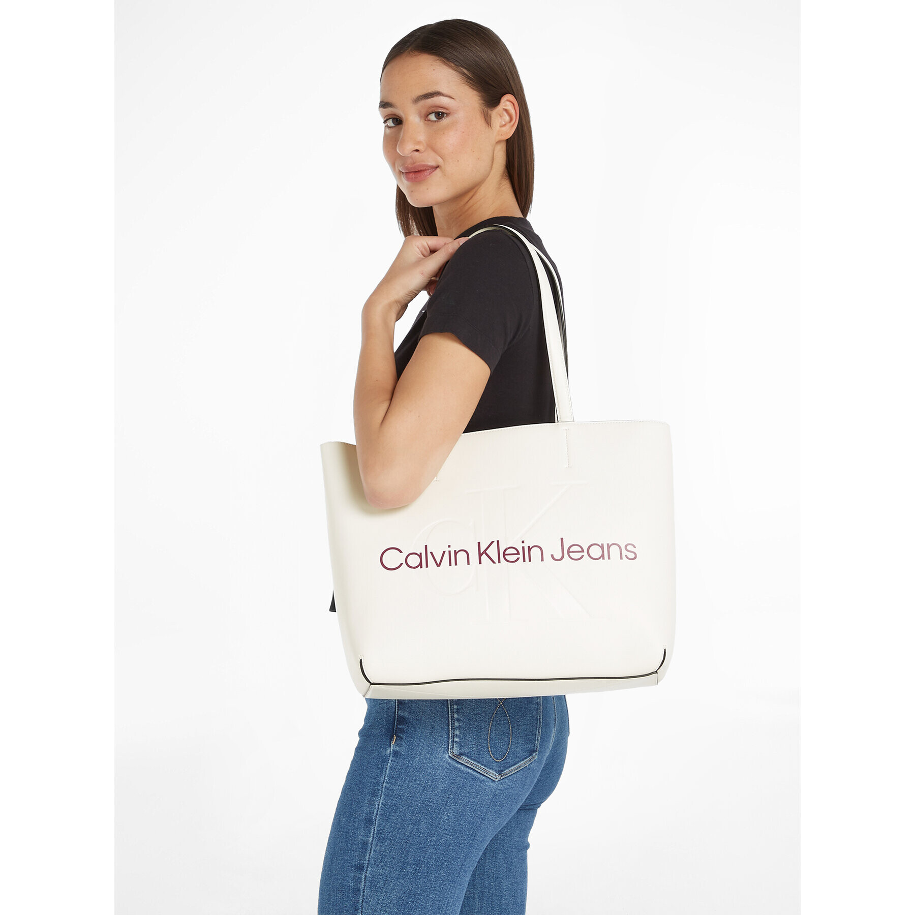 Calvin Klein Jeans Дамска чанта Sculpted Shopper29 Mono K60K610276 Екрю - Pepit.bg