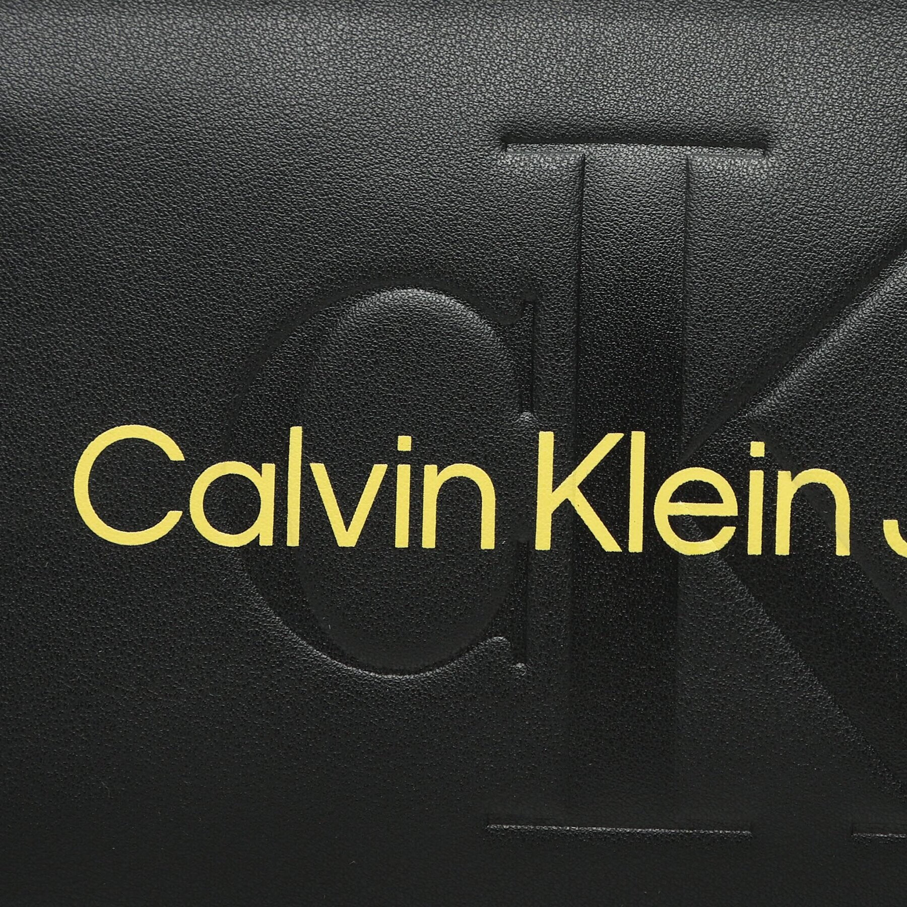 Calvin Klein Jeans Дамска чанта Sculpted Shoulder Pouch25 K60K610679 Черен - Pepit.bg