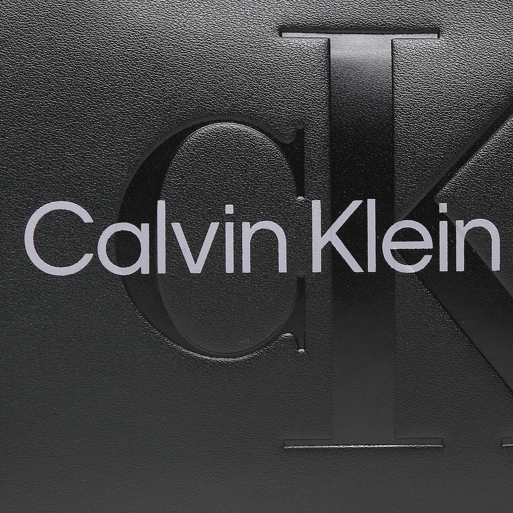 Calvin Klein Jeans Дамска чанта Sculpted Shoulder Pouch25 Mono K60K610679 Черен - Pepit.bg