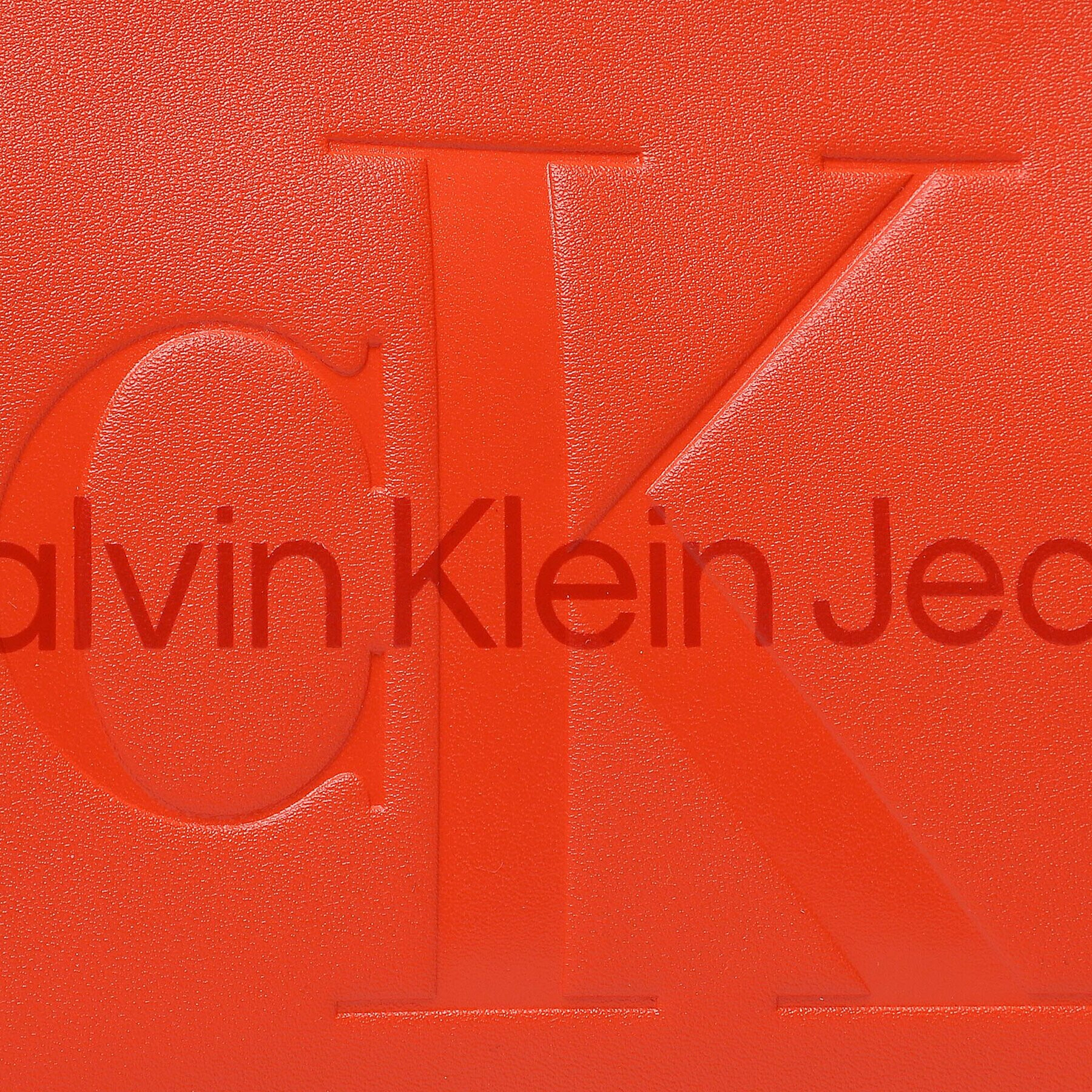 Calvin Klein Jeans Дамска чанта Sculpted Shoulder Pouch25 Mono K60K610679 Оранжев - Pepit.bg