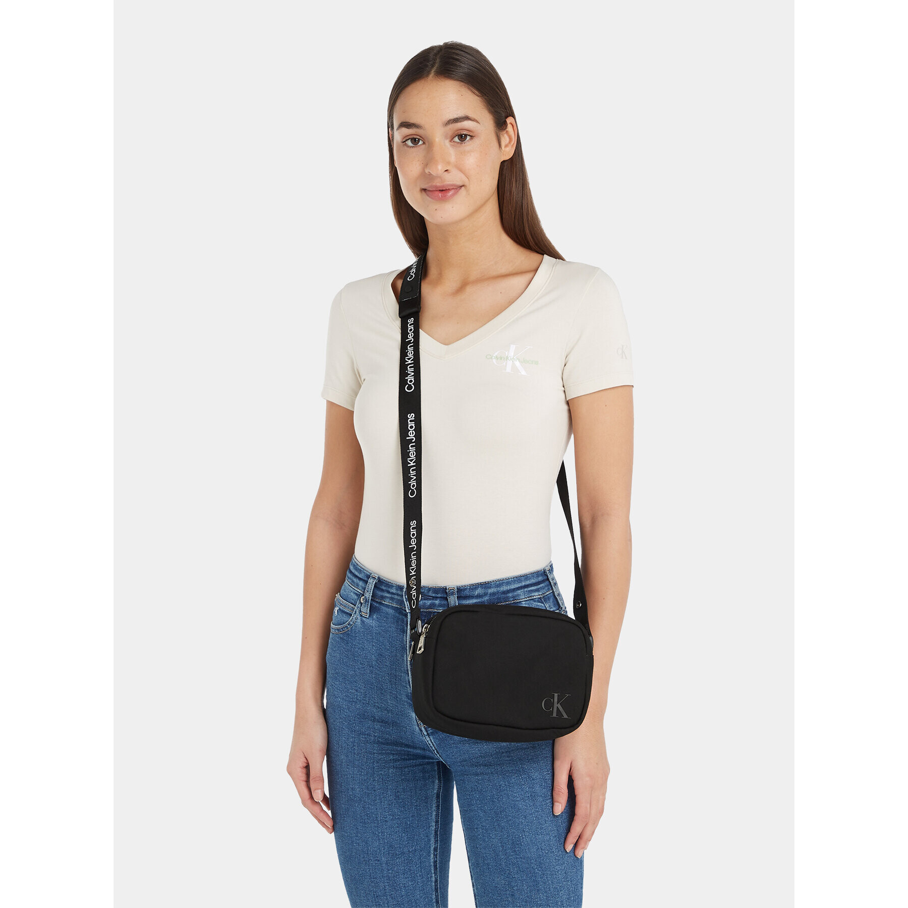 Calvin Klein Jeans Дамска чанта Ultralight Dbl Camerabag21 Tw K60K611199 Черен - Pepit.bg