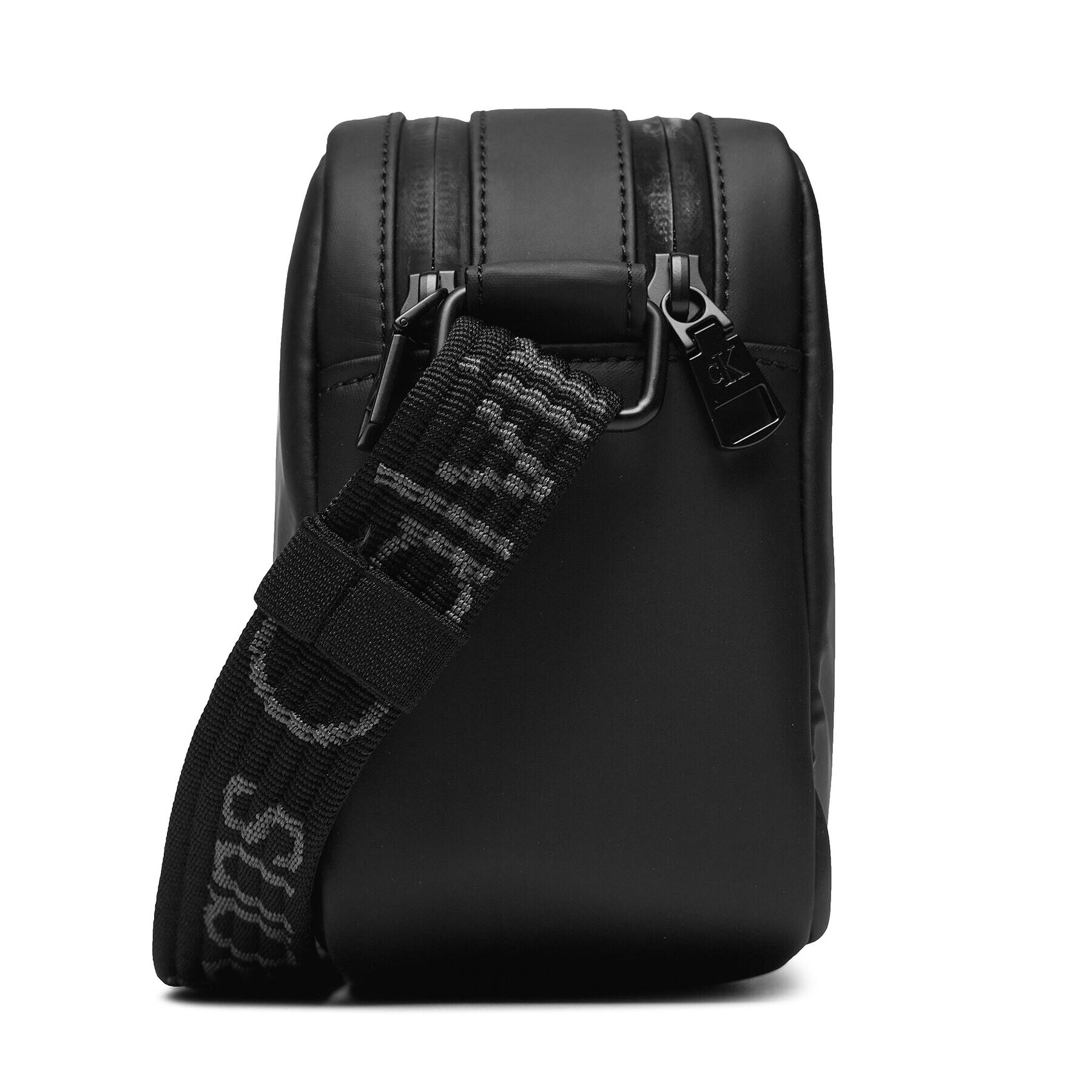 Calvin Klein Jeans Дамска чанта Ultralight Dblzipcamera Bag21 Ru K60K611502 Черен - Pepit.bg