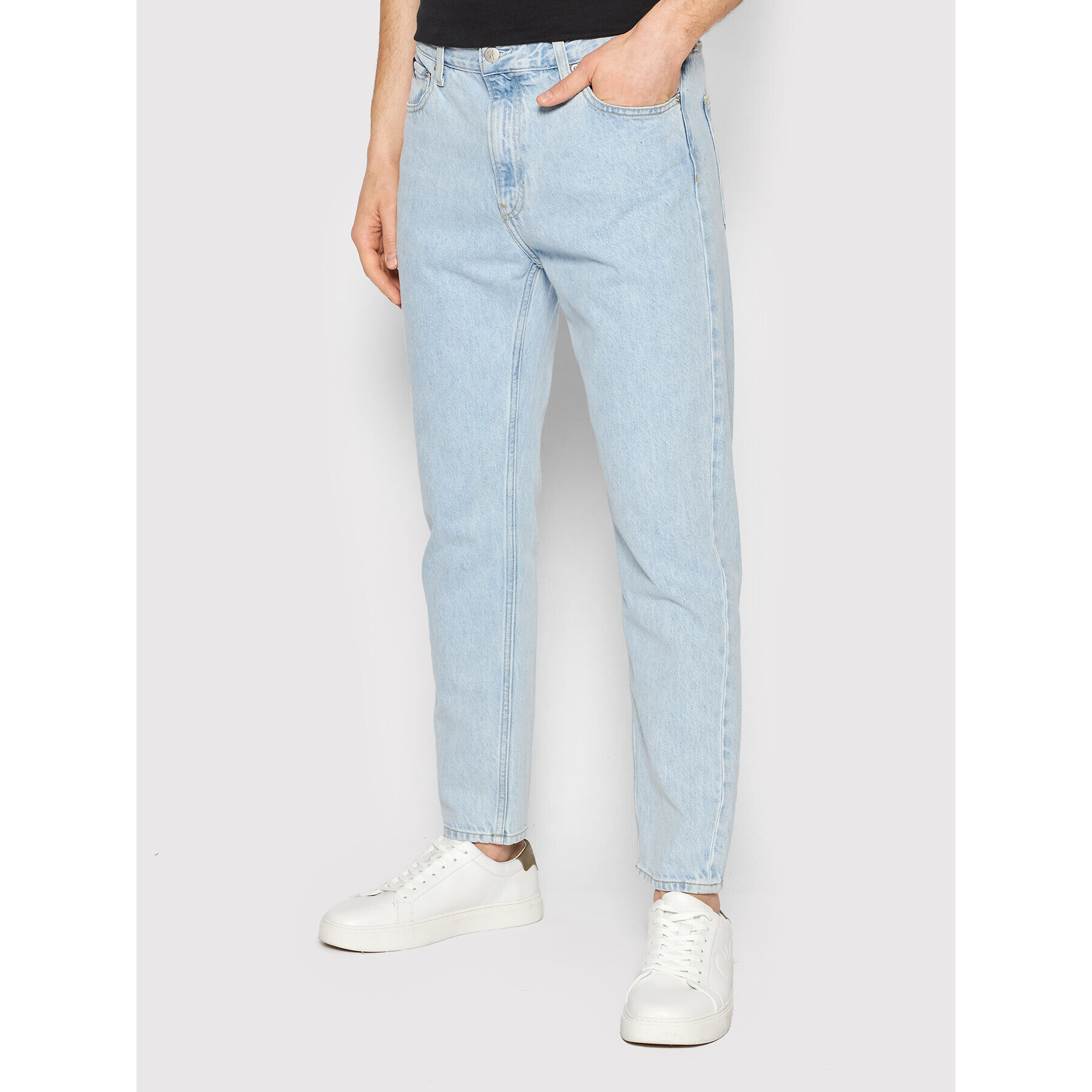 Calvin Klein Jeans Дънки Dad J30J320464 Син Relaxed Fit - Pepit.bg