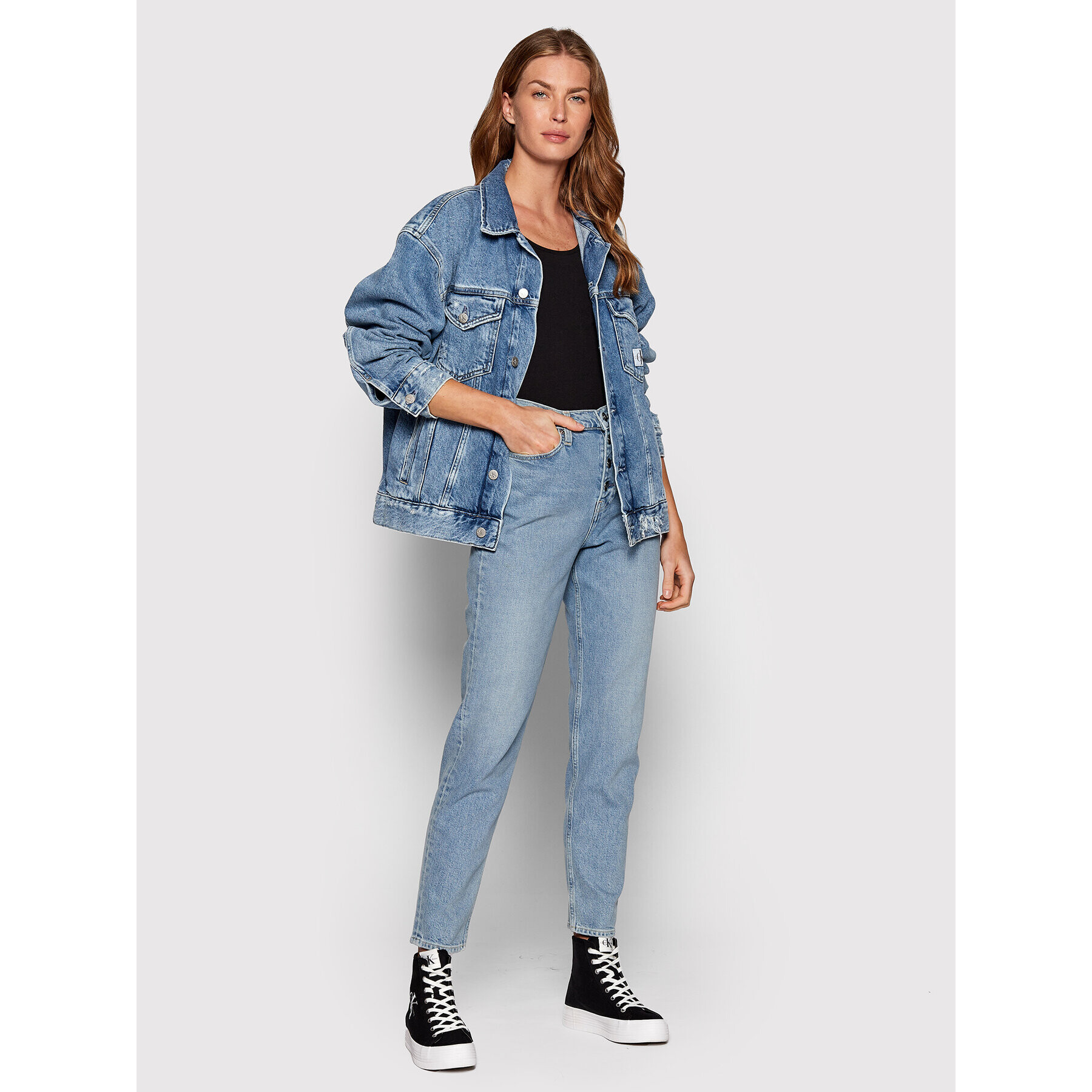 Calvin Klein Jeans Дънки J20J217045 Син Mom Fit - Pepit.bg