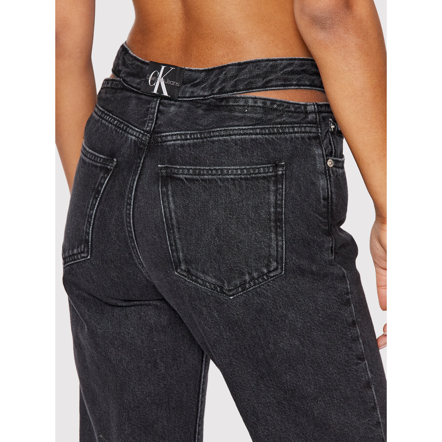 Calvin Klein Jeans Дънки J20J217833 Черен Mom Fit - Pepit.bg