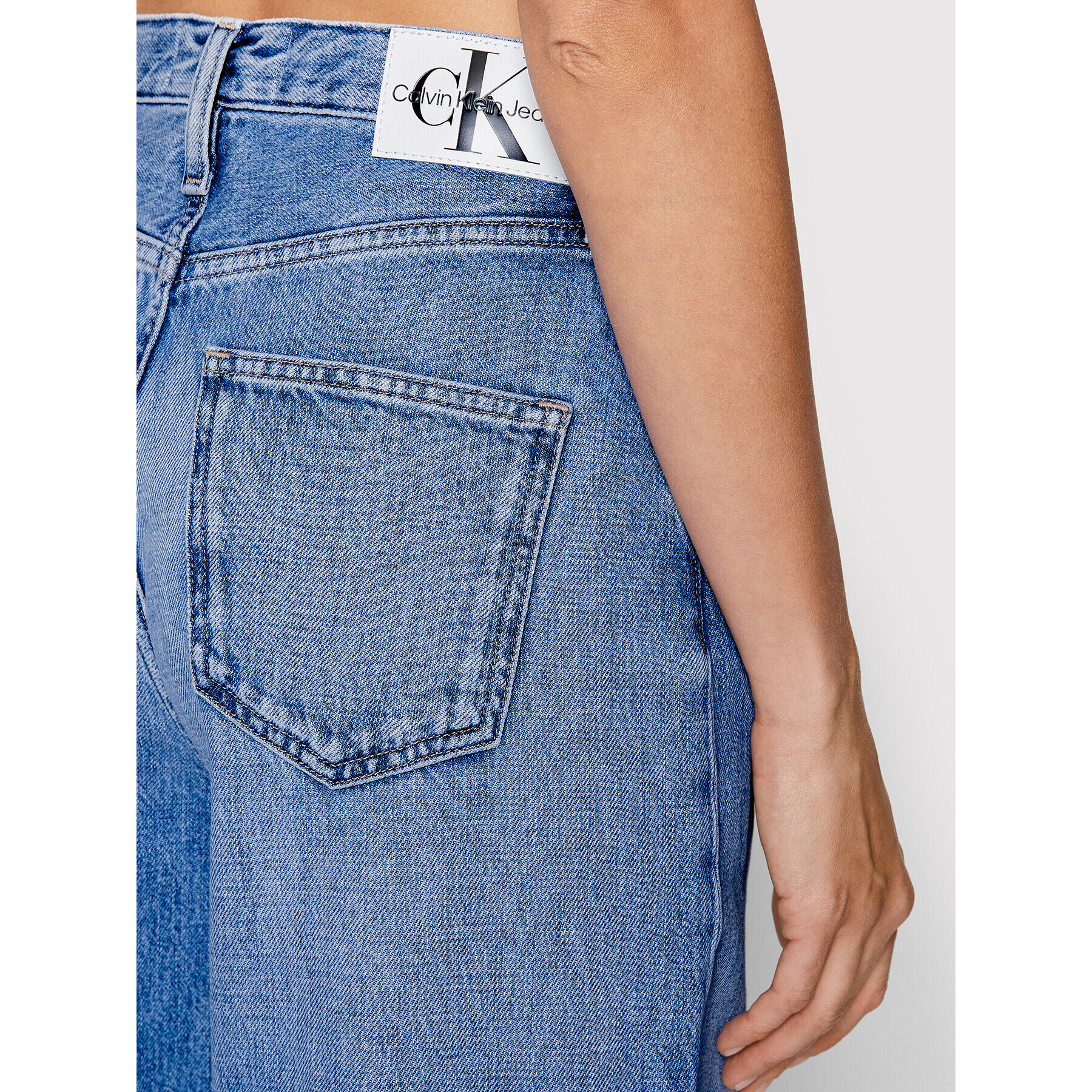 Calvin Klein Jeans Дънки J20J217866 Син Relaxed Fit - Pepit.bg