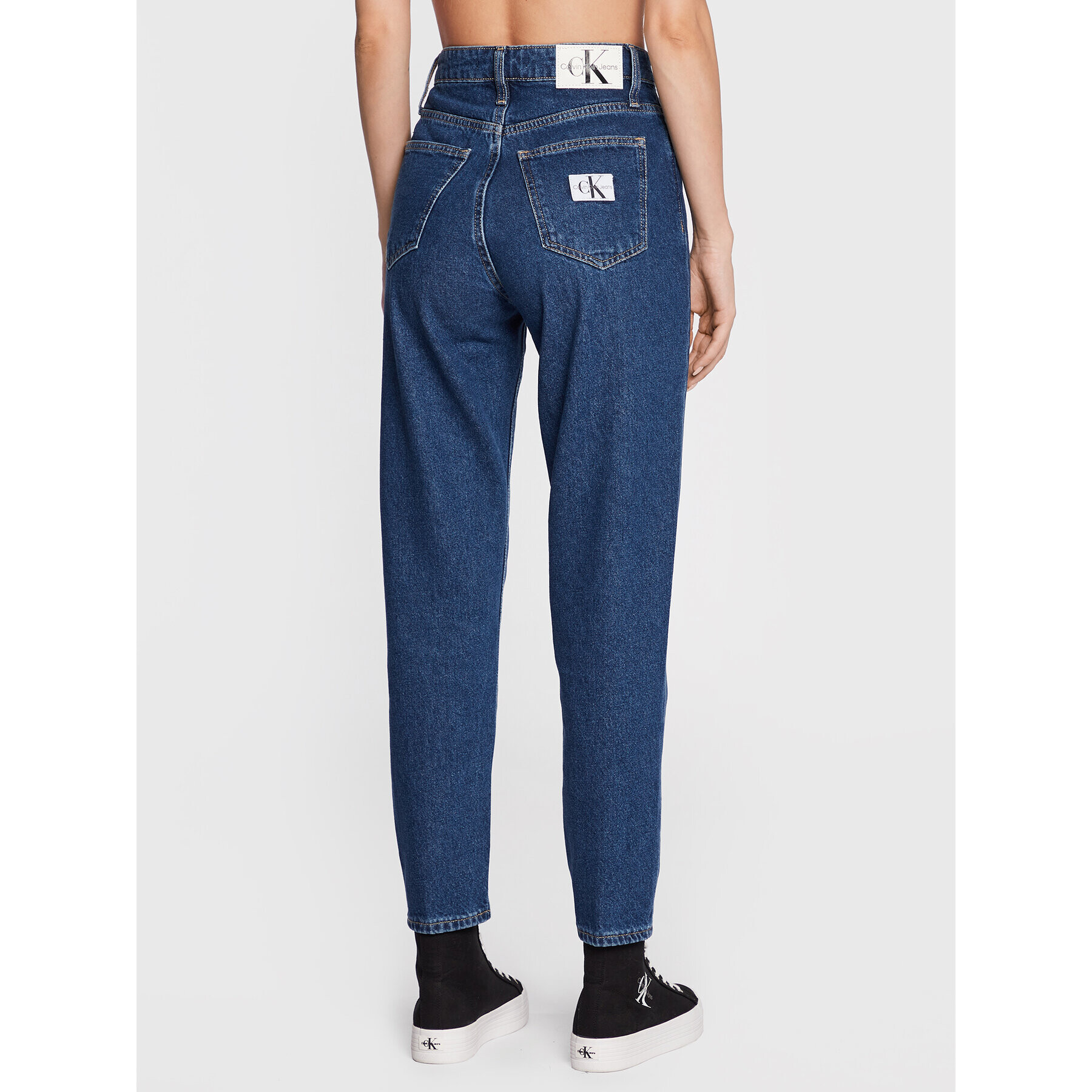 Calvin Klein Jeans Дънки J20J219318 Син Mom Fit - Pepit.bg