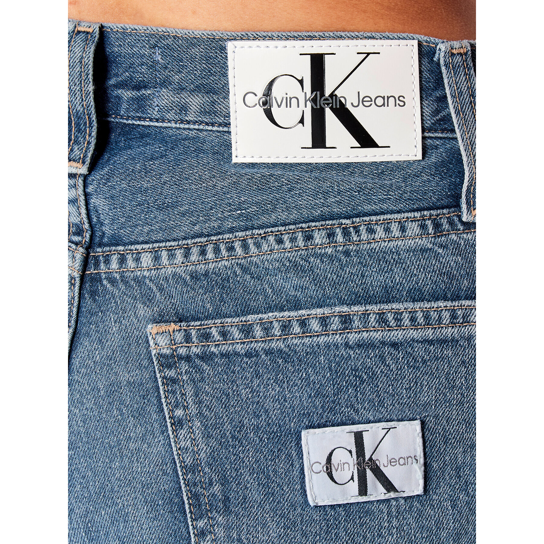 Calvin Klein Jeans Дънки J20J219329 Син Mom Fit - Pepit.bg