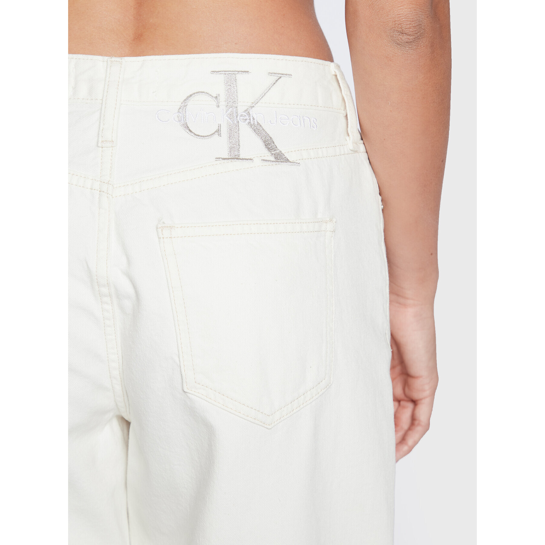 Calvin Klein Jeans Дънки J20J219540 Бял Regular Fit - Pepit.bg