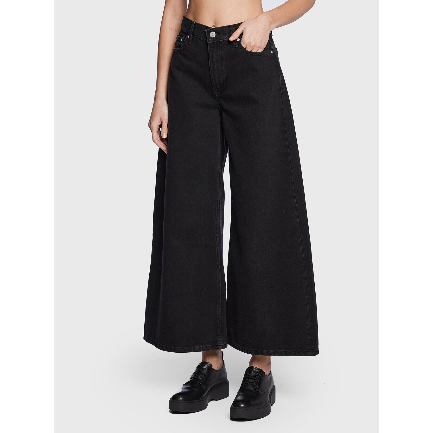 Calvin Klein Jeans Дънки J20J220190 Черен Loose Fit - Pepit.bg