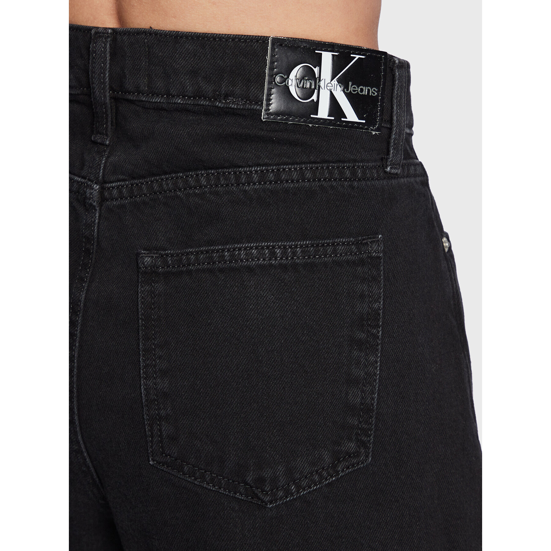 Calvin Klein Jeans Дънки J20J220190 Черен Loose Fit - Pepit.bg