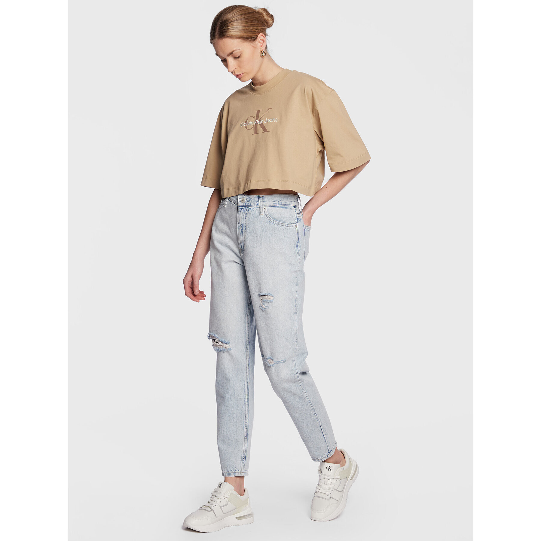 Calvin Klein Jeans Дънки J20J220191 Син Mom Fit - Pepit.bg