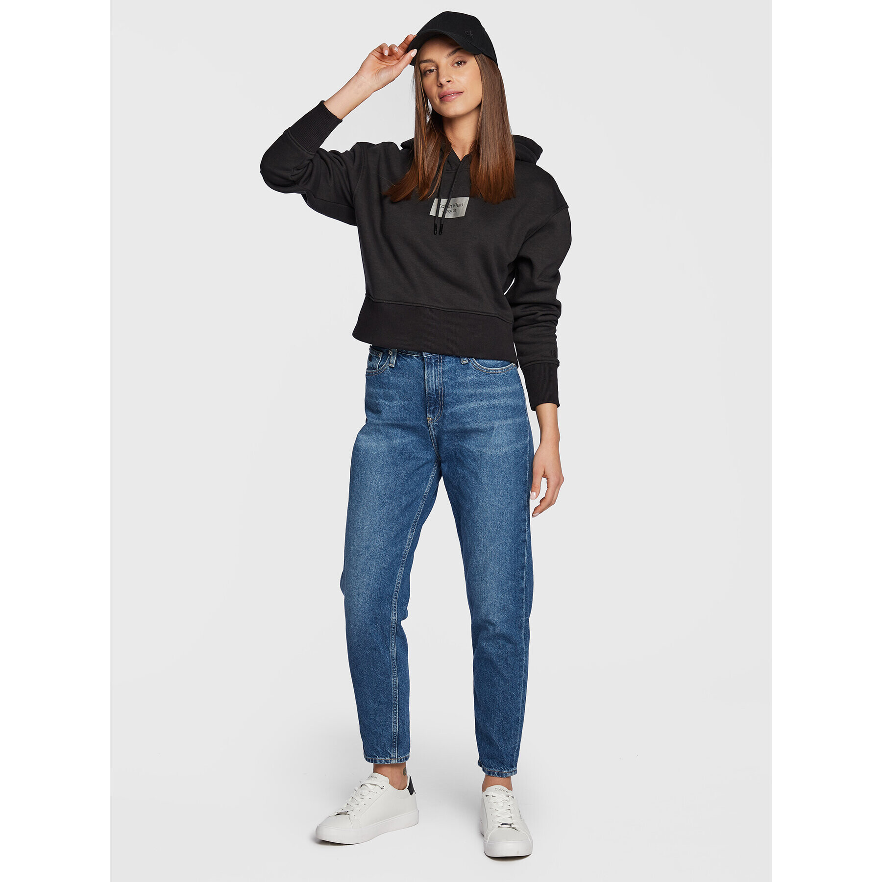 Calvin Klein Jeans Дънки J20J220194 Син Mom Fit - Pepit.bg