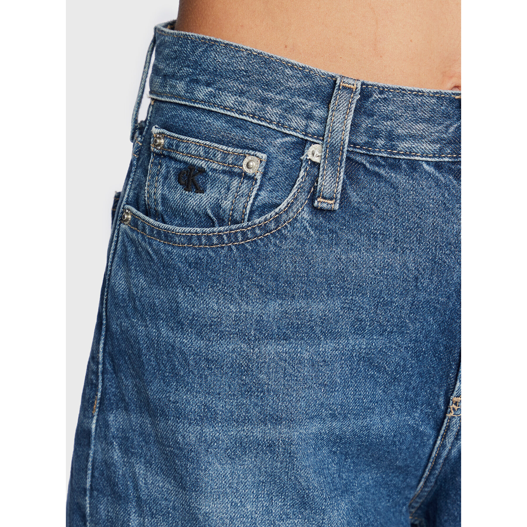 Calvin Klein Jeans Дънки J20J220194 Син Mom Fit - Pepit.bg