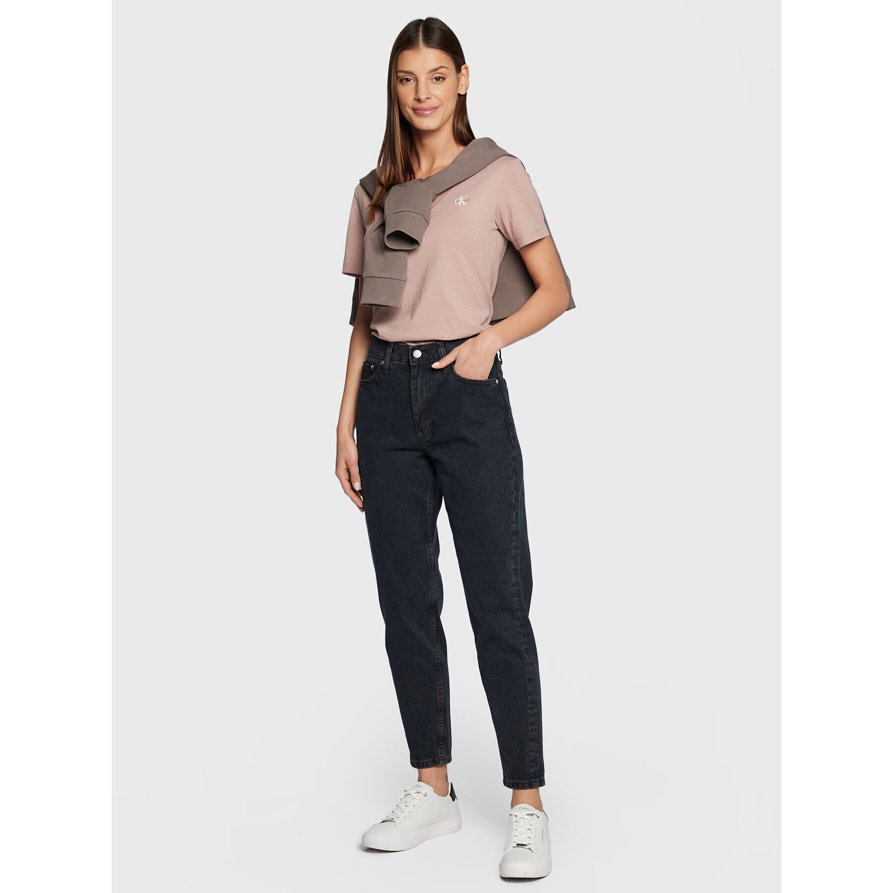 Calvin Klein Jeans Дънки J20J220203 Черен Mom Fit - Pepit.bg