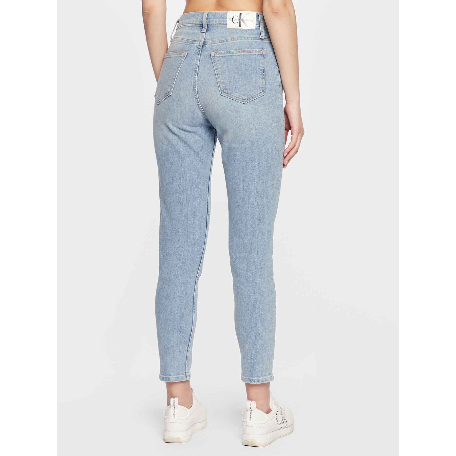 Calvin Klein Jeans Дънки J20J220205 Син Mom Fit - Pepit.bg