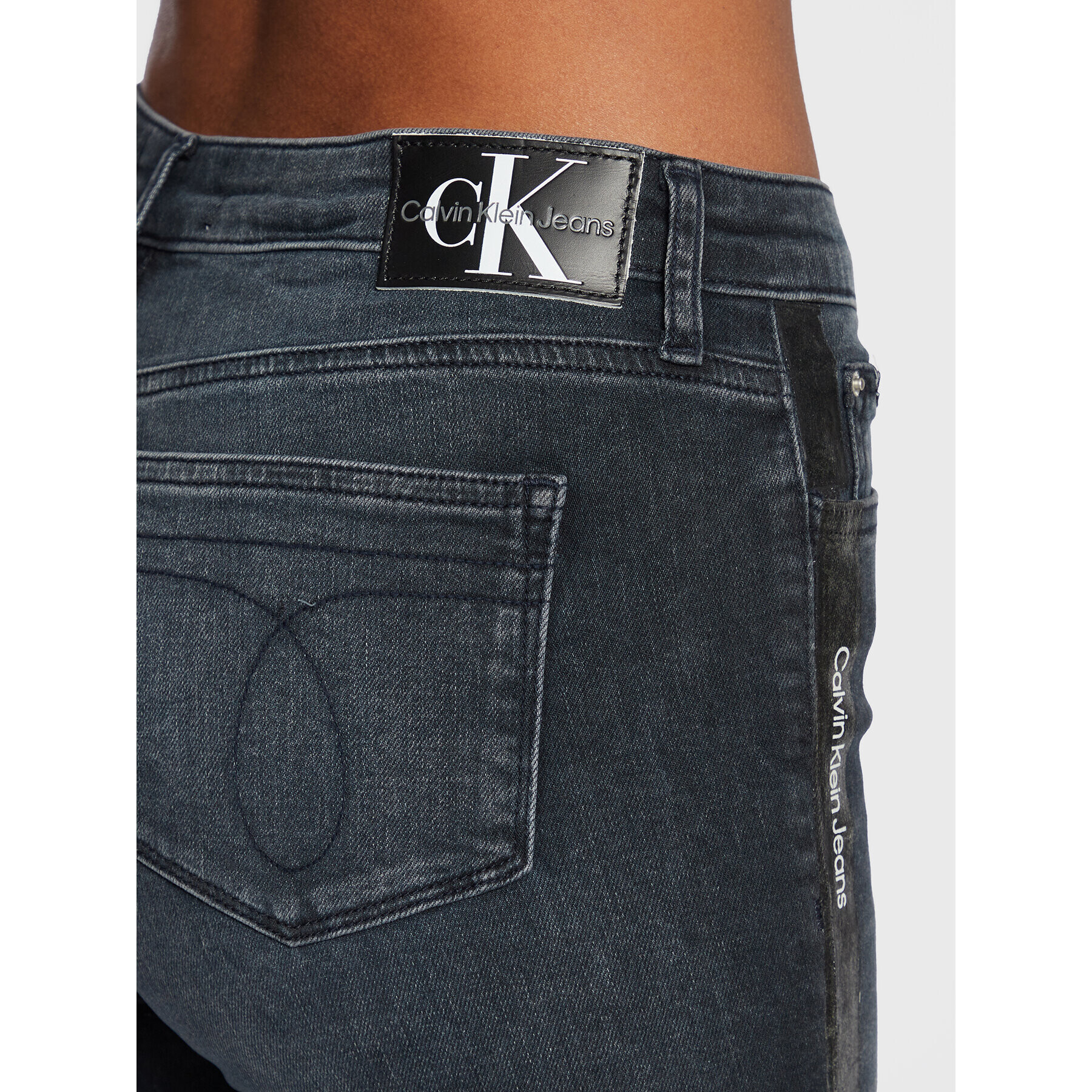 Calvin Klein Jeans Дънки J20J220215 Сив Skinny Ankle Fit - Pepit.bg