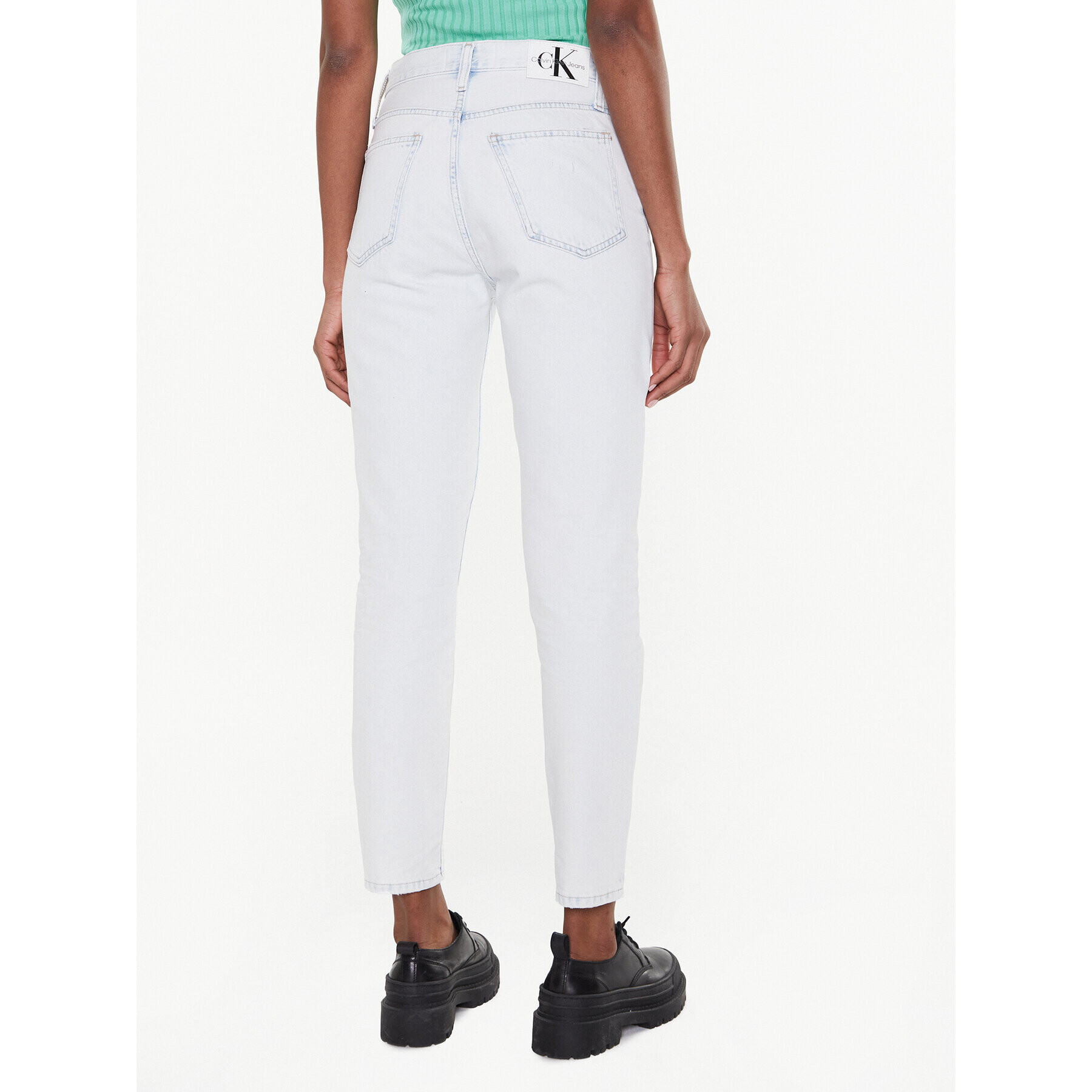 Calvin Klein Jeans Дънки J20J220859 Бял Mom Fit - Pepit.bg