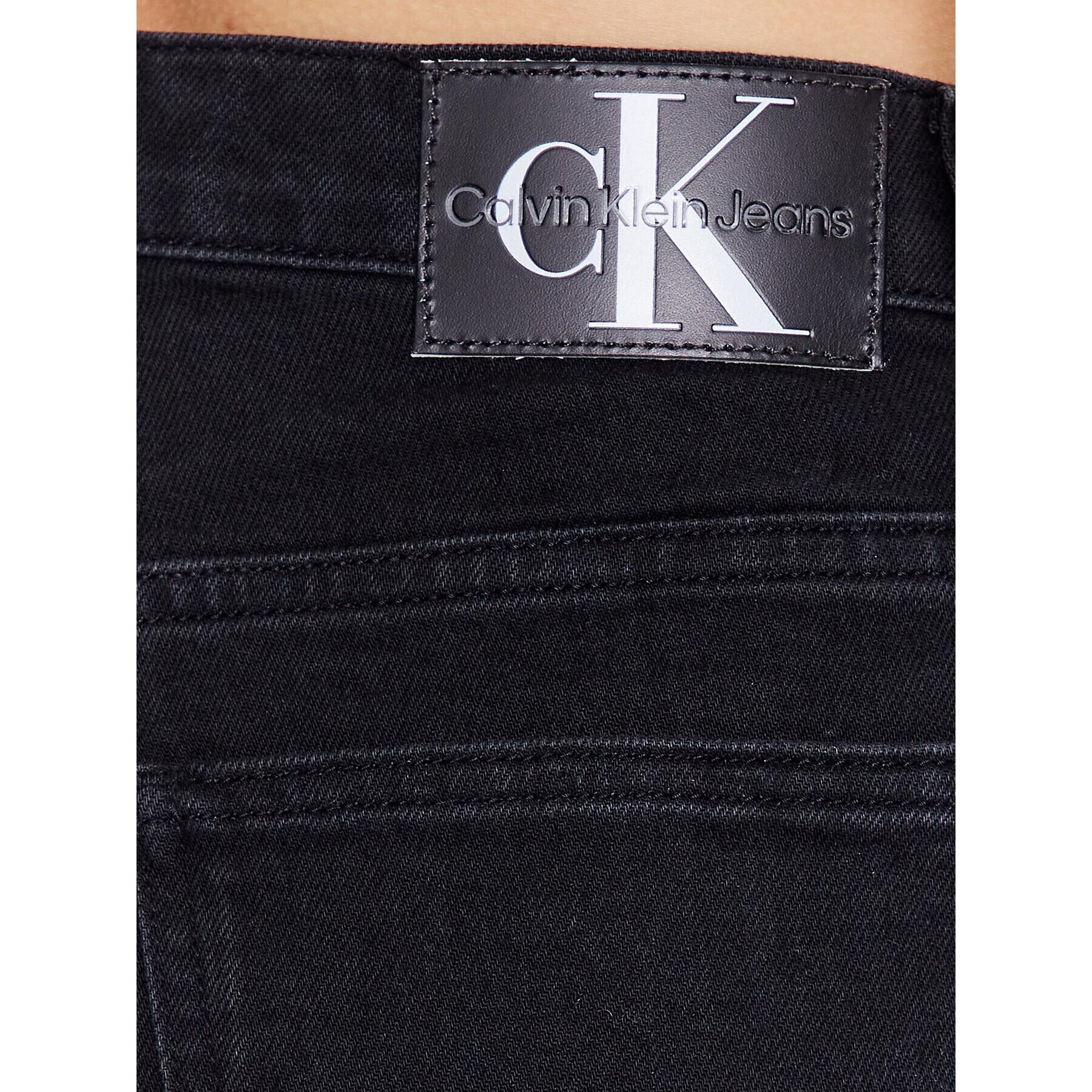 Calvin Klein Jeans Дънки J20J221247 Черен Mom Fit - Pepit.bg