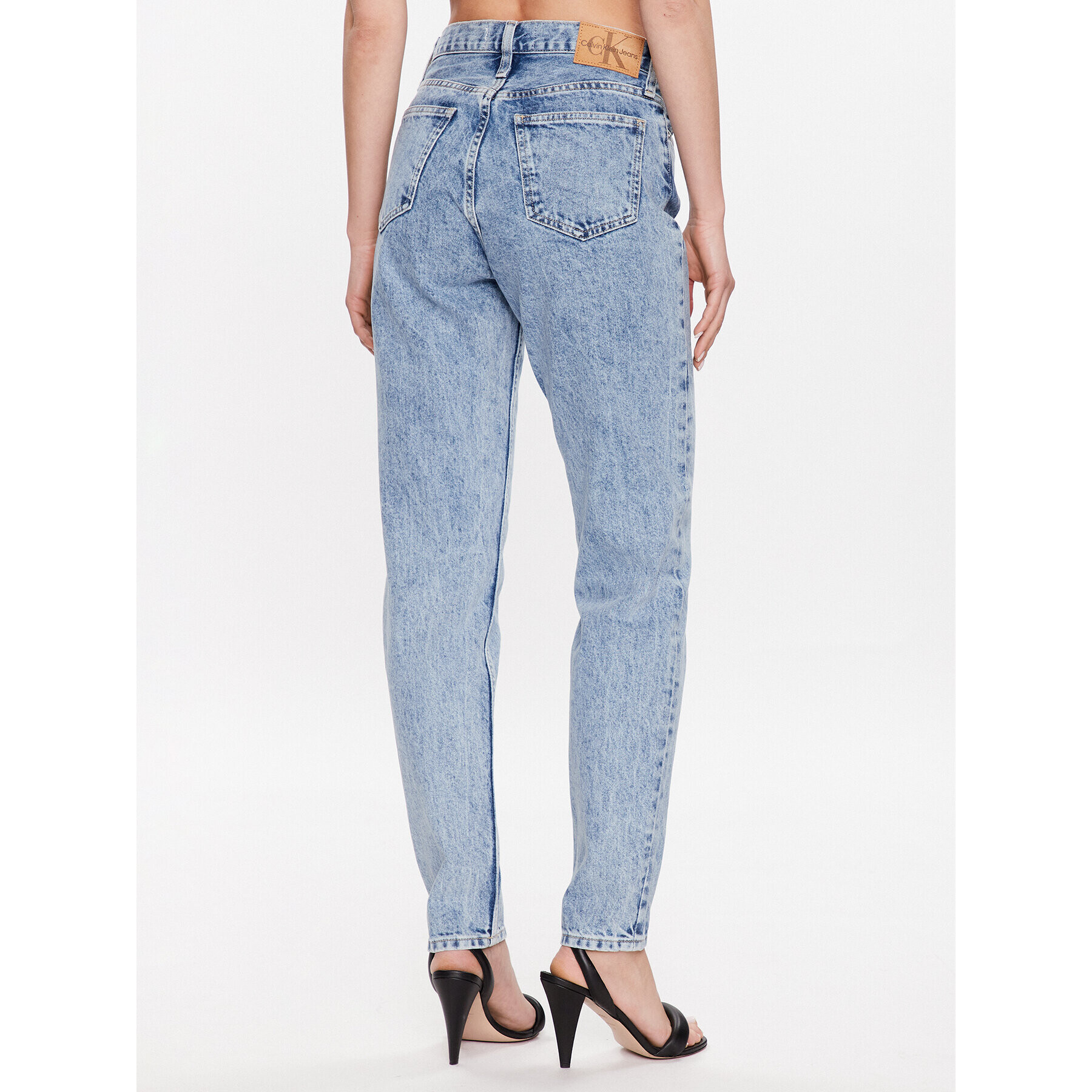 Calvin Klein Jeans Дънки J20J221443 Син Mom Fit - Pepit.bg