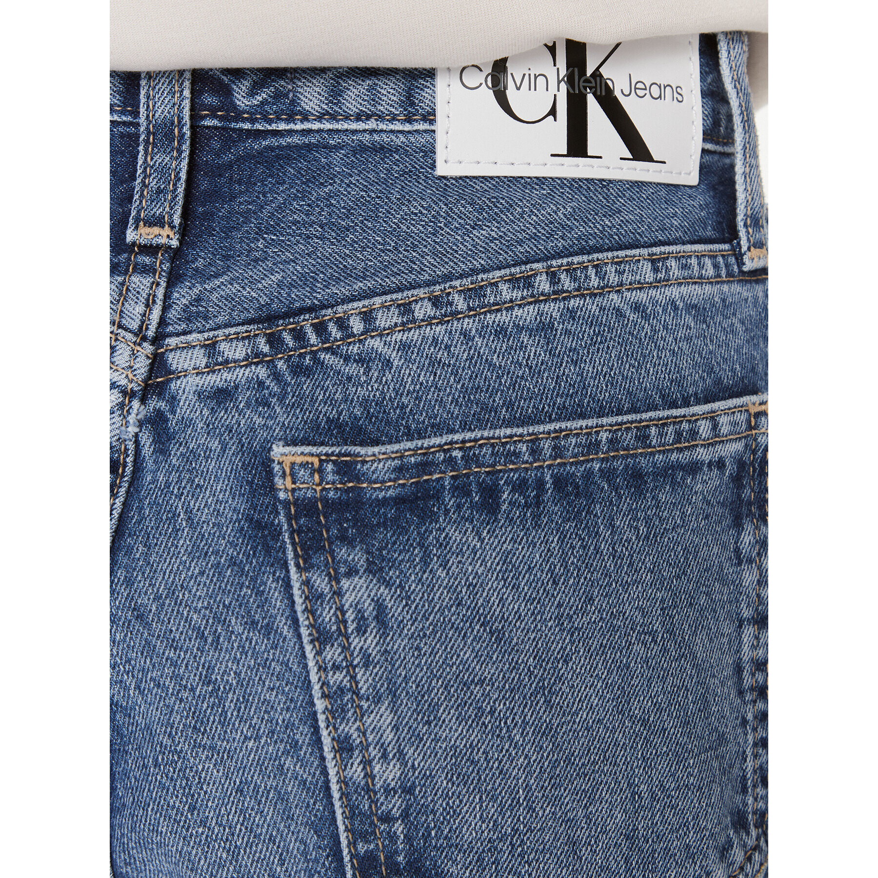 Calvin Klein Jeans Дънки J20J221682 Син Mom Fit - Pepit.bg