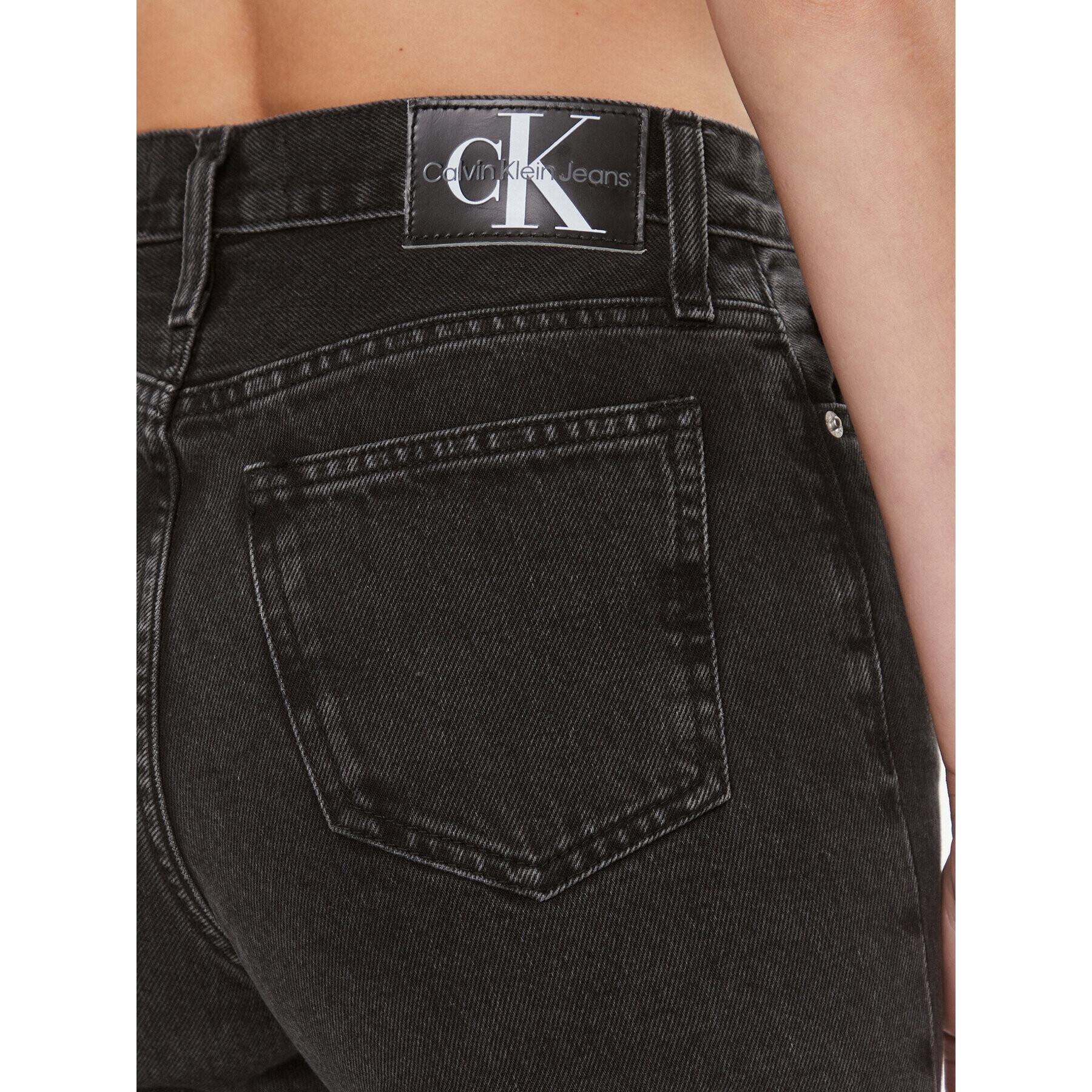 Calvin Klein Jeans Дънки J20J222150 Черен Mom Fit - Pepit.bg