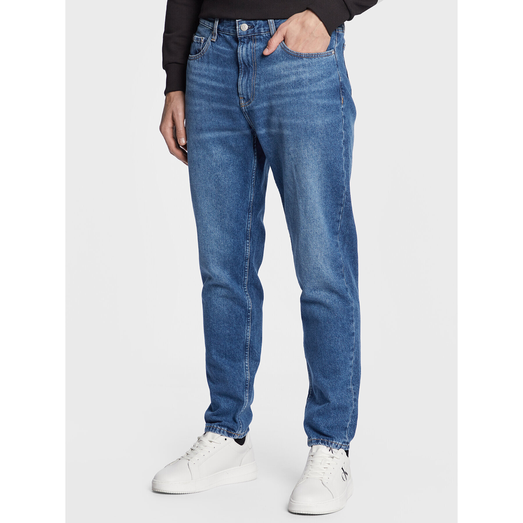 Calvin Klein Jeans Дънки J30J322411 Син Tapered Fit - Pepit.bg