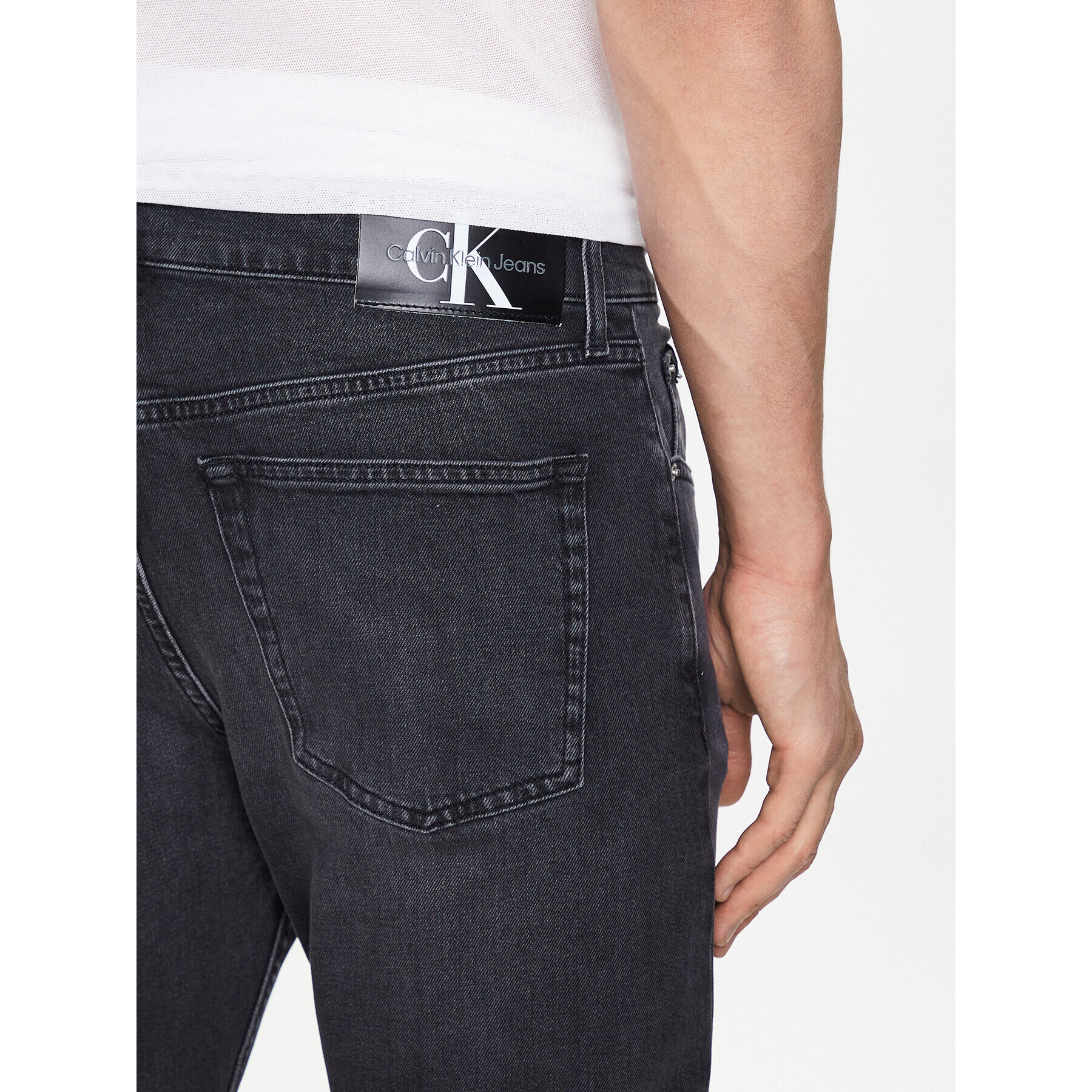 Calvin Klein Jeans Дънки J30J322798 Черен Slim Taper Fit - Pepit.bg