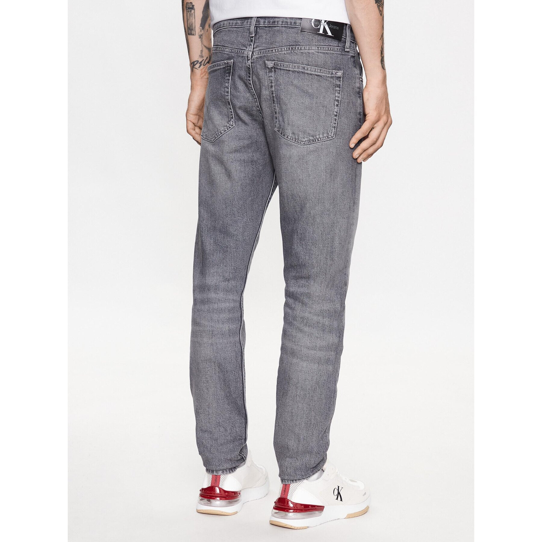 Calvin Klein Jeans Дънки J30J323363 Сив Slim Taper Fit - Pepit.bg