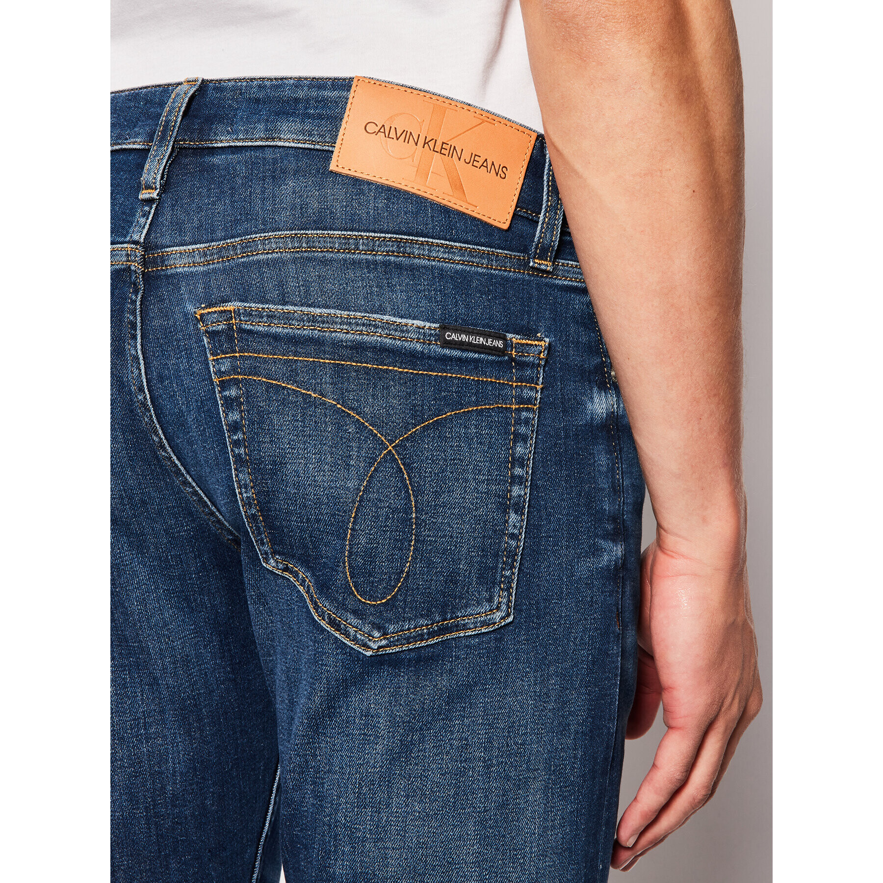 Calvin Klein Jeans Дънки тип Slim Fit Da142 J30J315354 Тъмносин Slim Fit - Pepit.bg