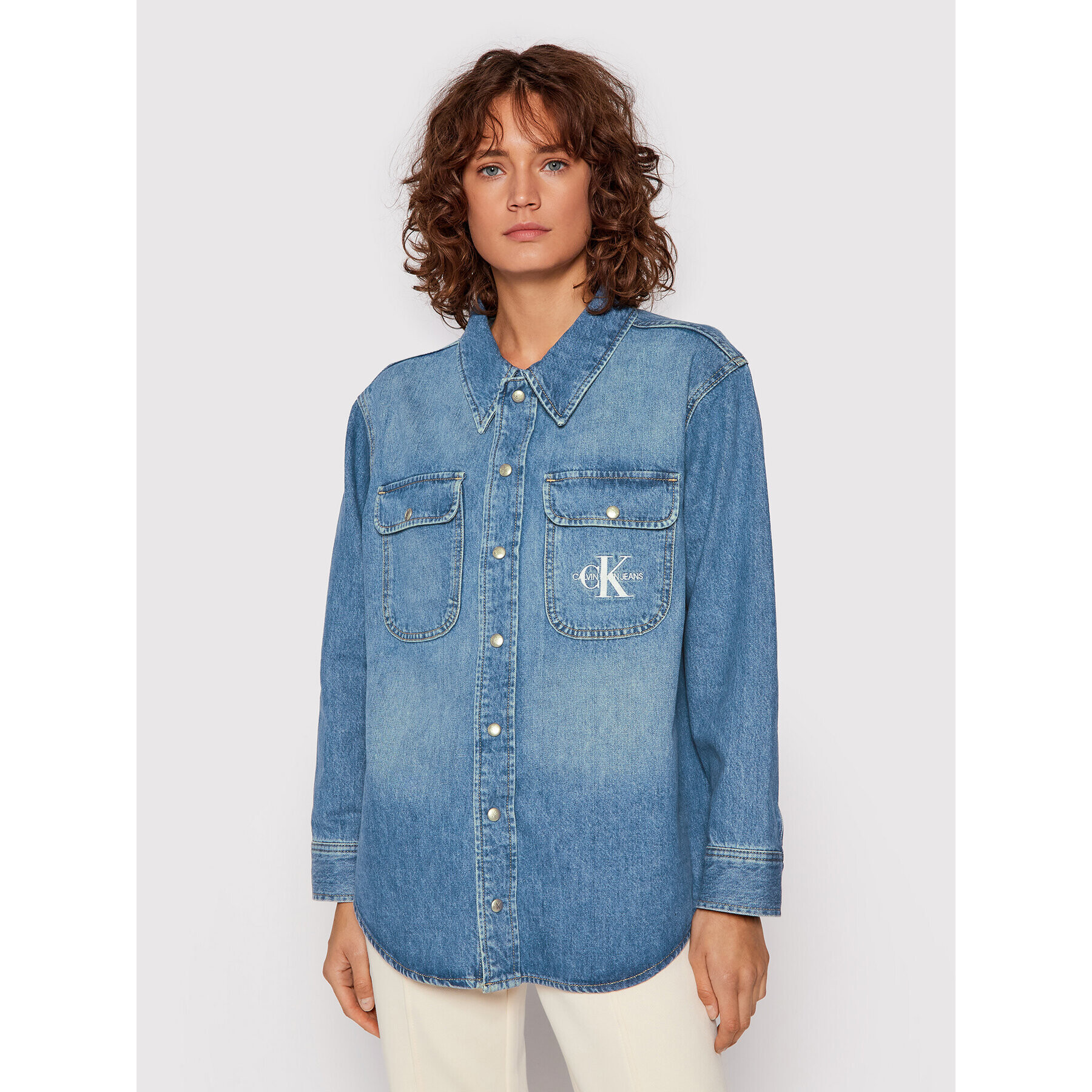 Calvin Klein Jeans дънкова риза J20J216491 Син Oversize - Pepit.bg