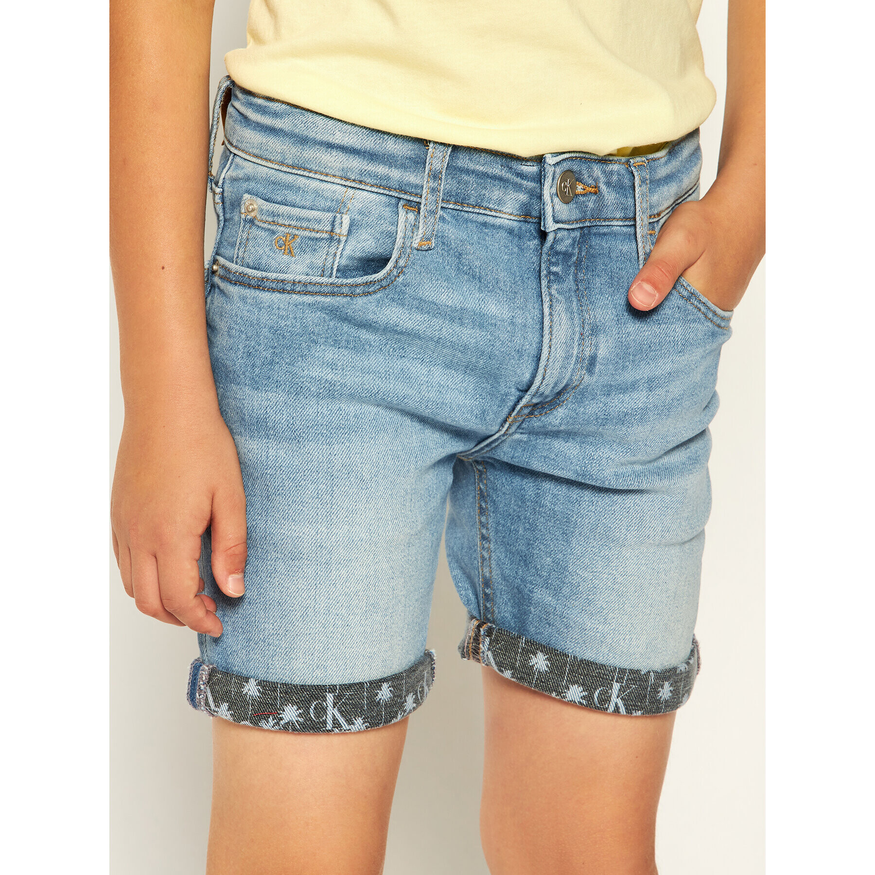 Calvin Klein Jeans Дънкови шорти IB0IB00438 Син Slim Fit - Pepit.bg