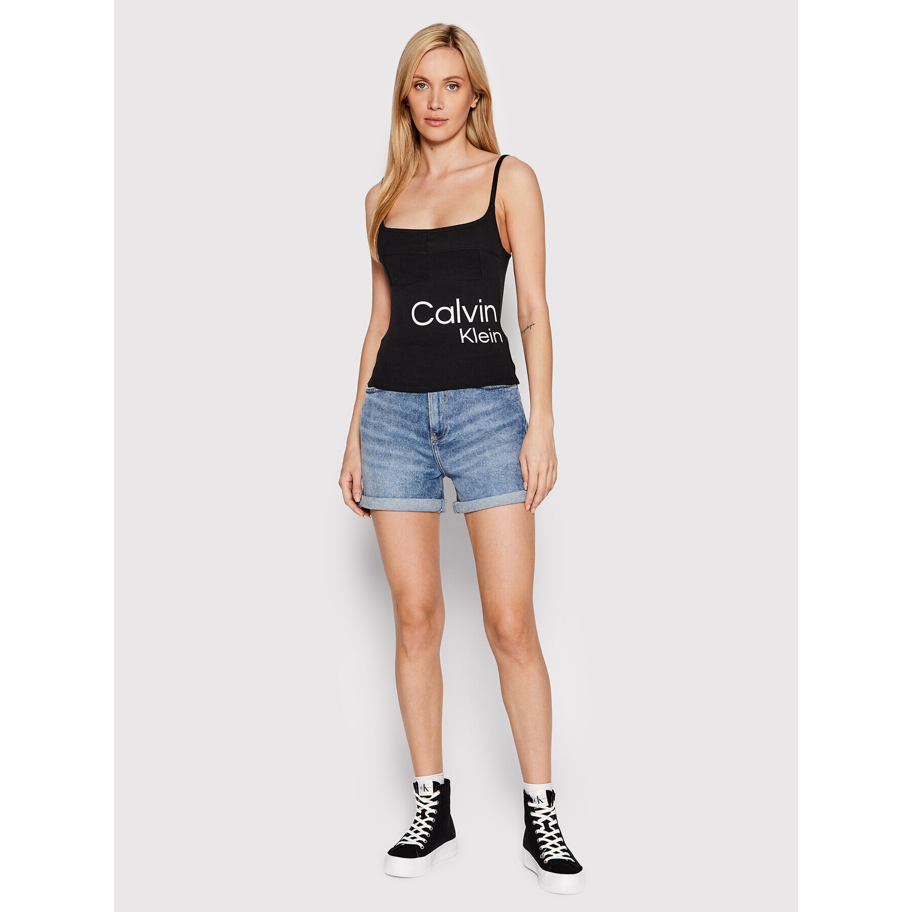 Calvin Klein Jeans Дънкови шорти J20J219201 Син Regular Fit - Pepit.bg