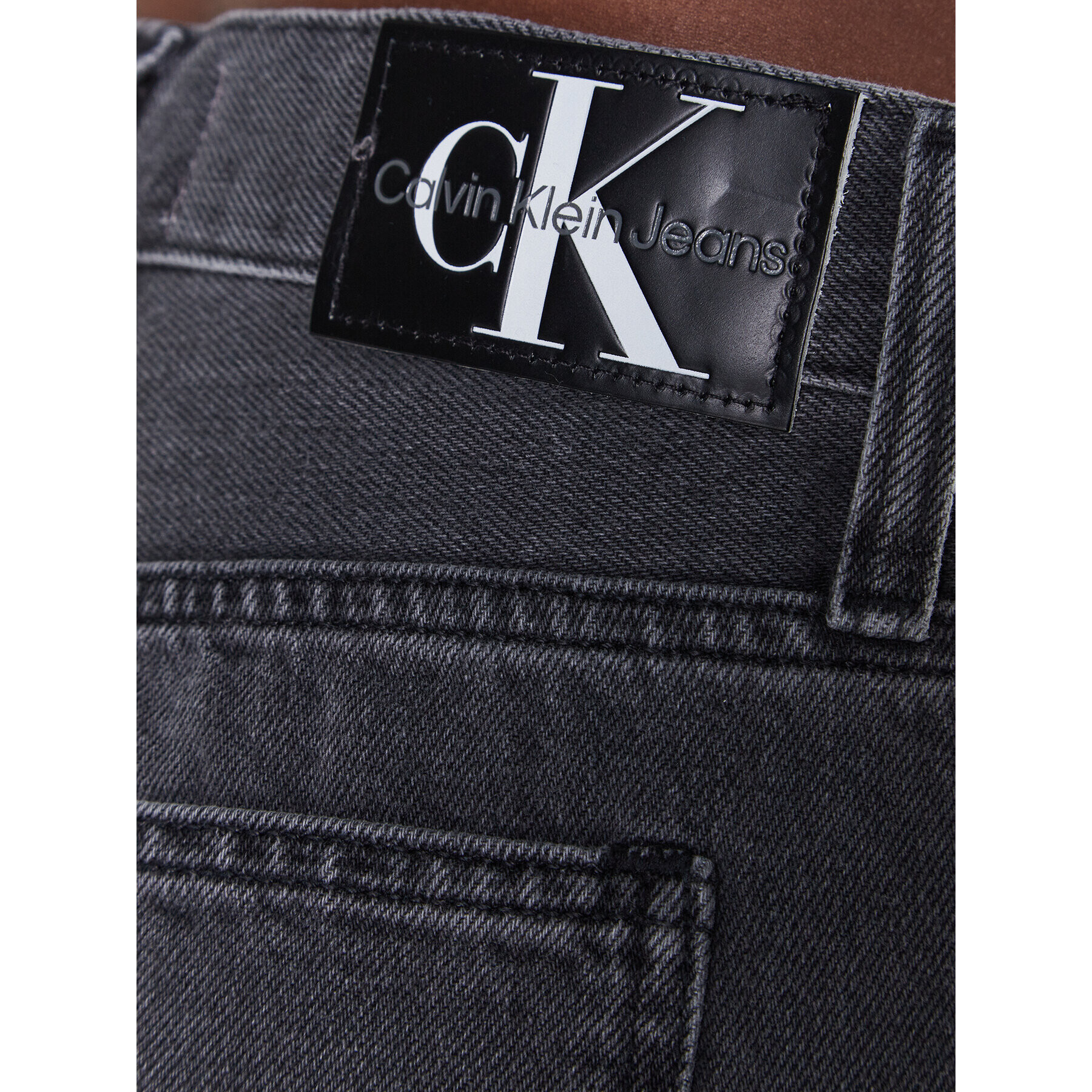 Calvin Klein Jeans Дънкови шорти J20J220647 Черен Mom Fit - Pepit.bg