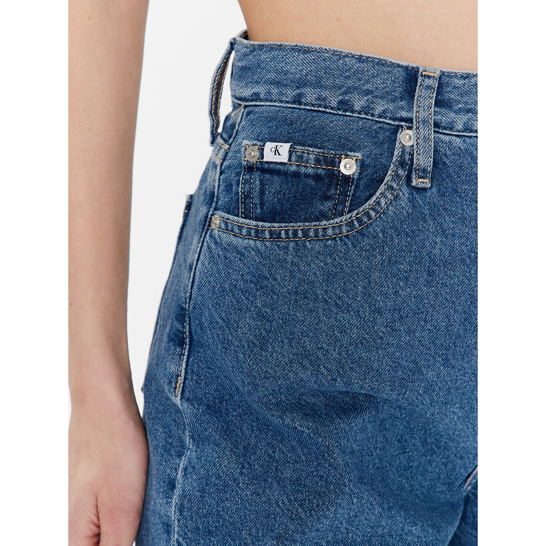 Calvin Klein Jeans Дънкови шорти J20J221181 Син Relaxed Fit - Pepit.bg