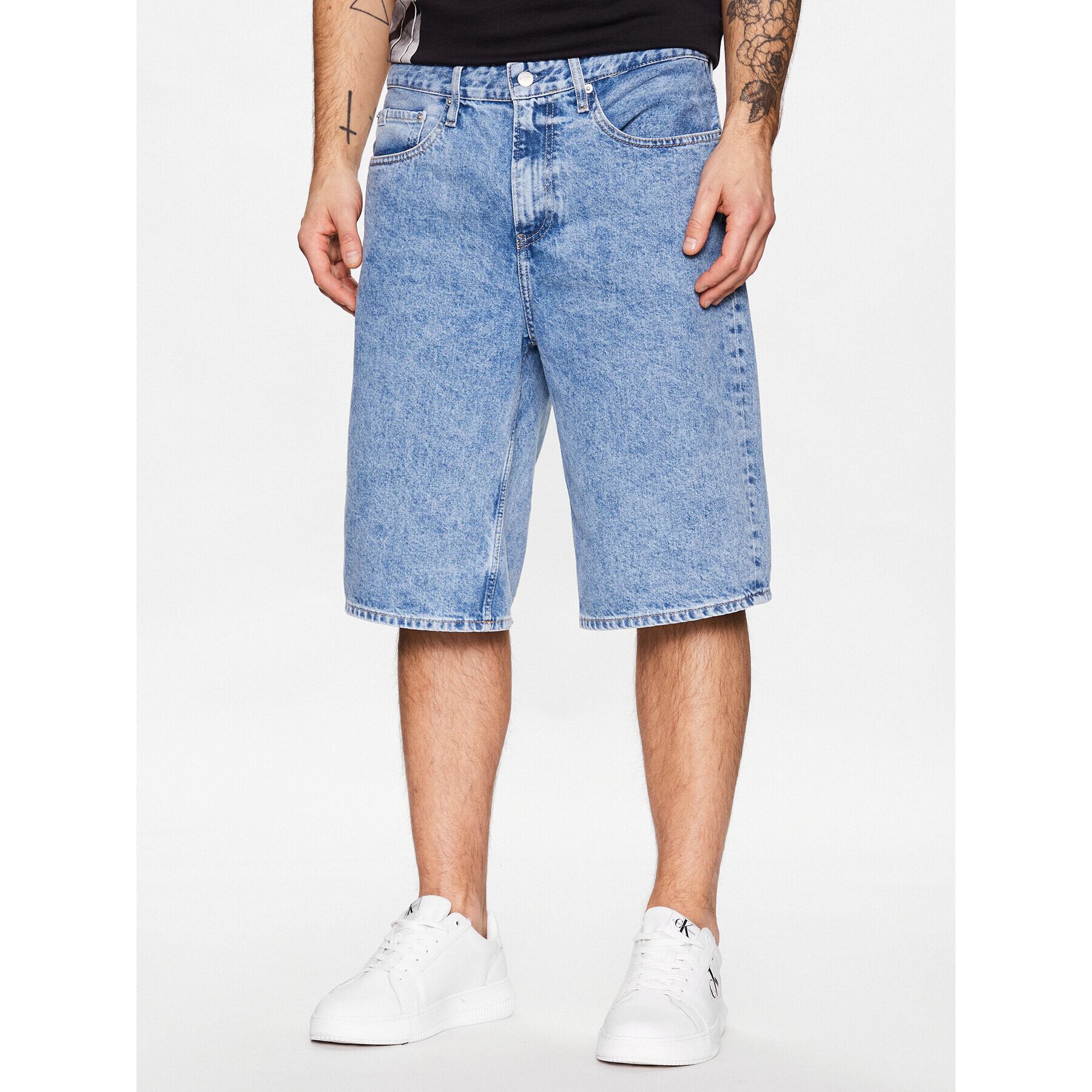 Calvin Klein Jeans Дънкови шорти J30J322777 Син Relaxed Fit - Pepit.bg