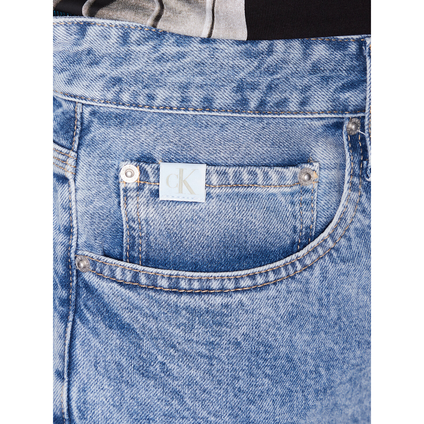 Calvin Klein Jeans Дънкови шорти J30J322777 Син Relaxed Fit - Pepit.bg