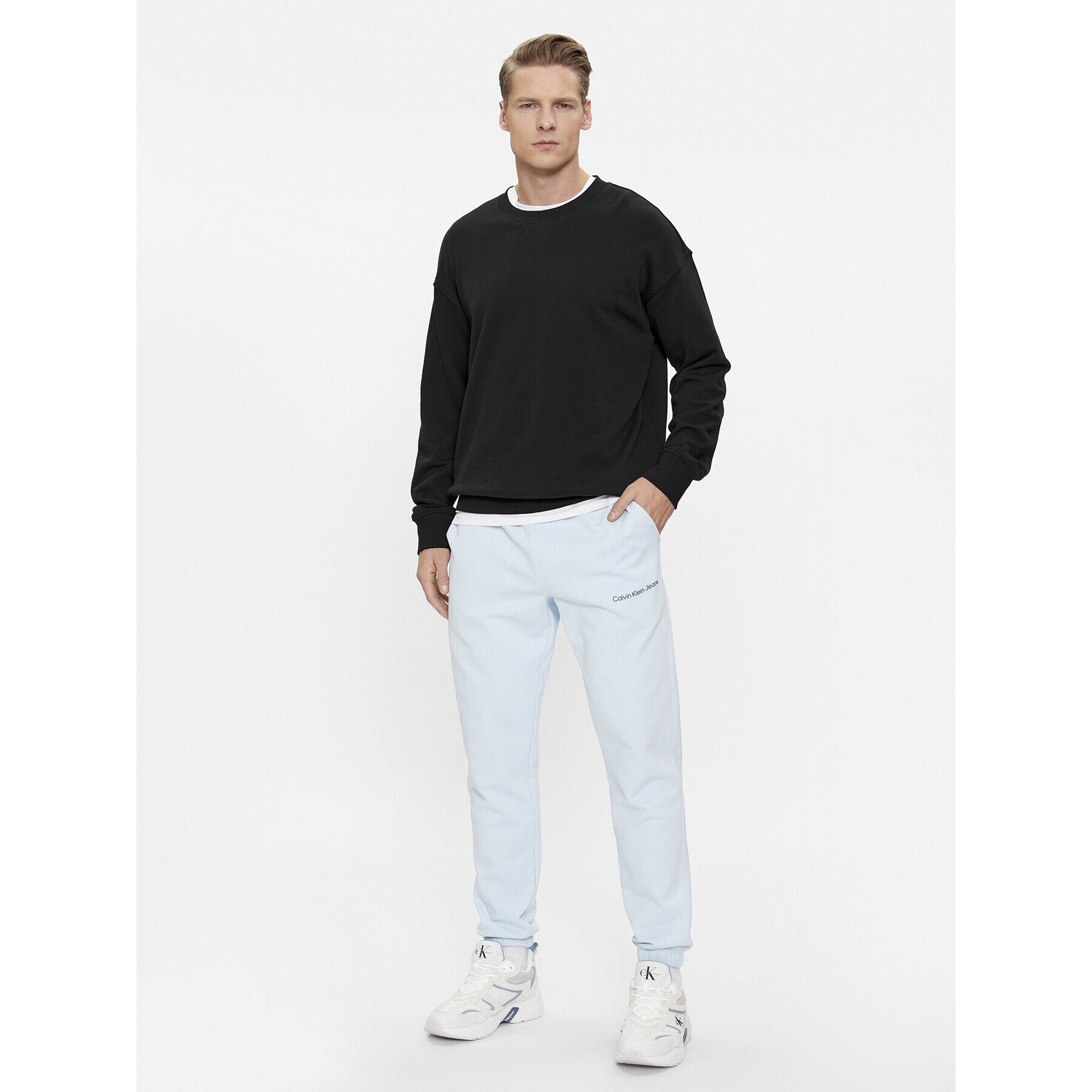 Calvin Klein Jeans Долнище анцуг Institutional Hwk Pant J30J324739 Син Regular Fit - Pepit.bg