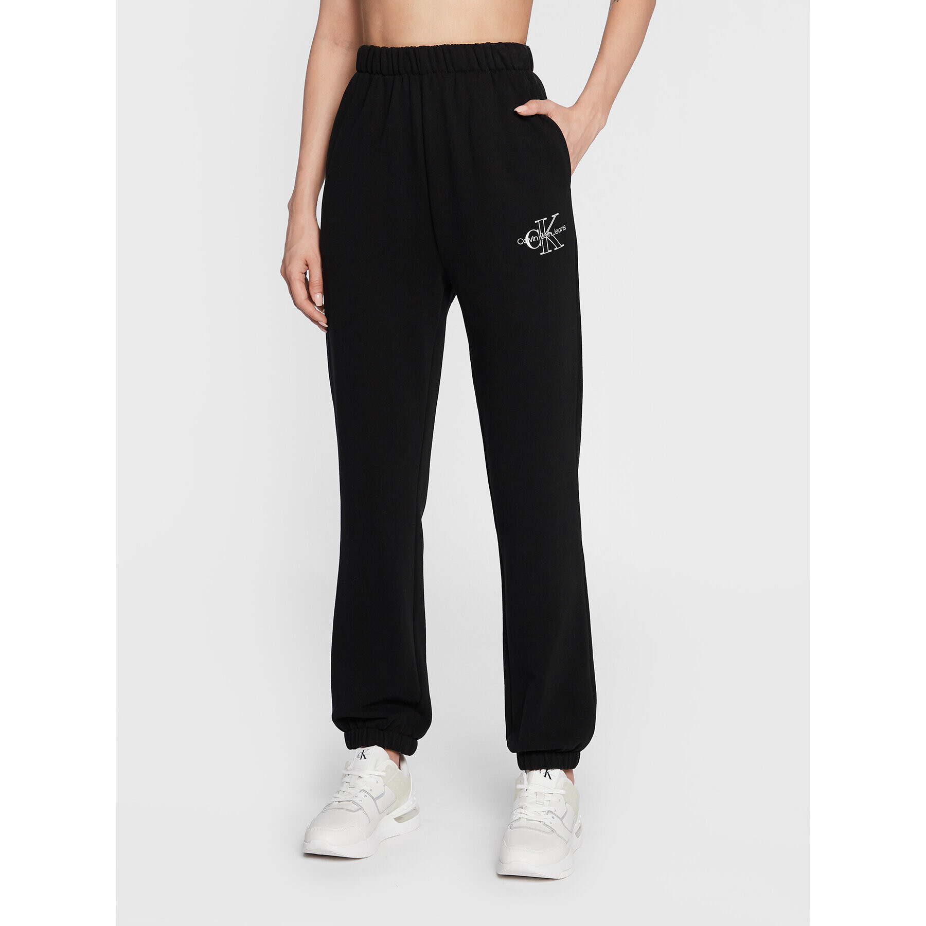 Calvin Klein Jeans Долнище анцуг J20J218038 Черен Relaxed Fit - Pepit.bg