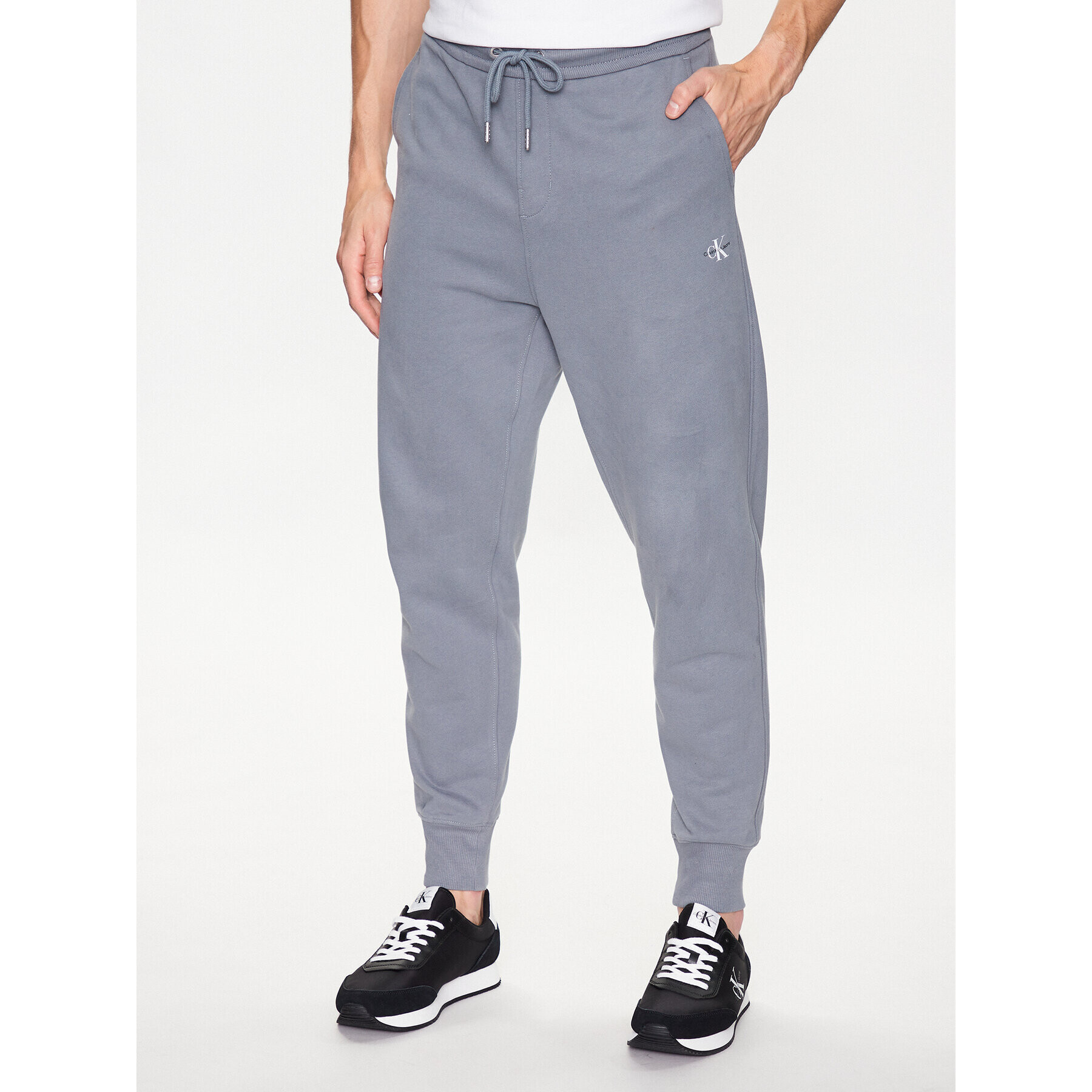 Calvin Klein Jeans Долнище анцуг J30J322484 Сив Regular Fit - Pepit.bg