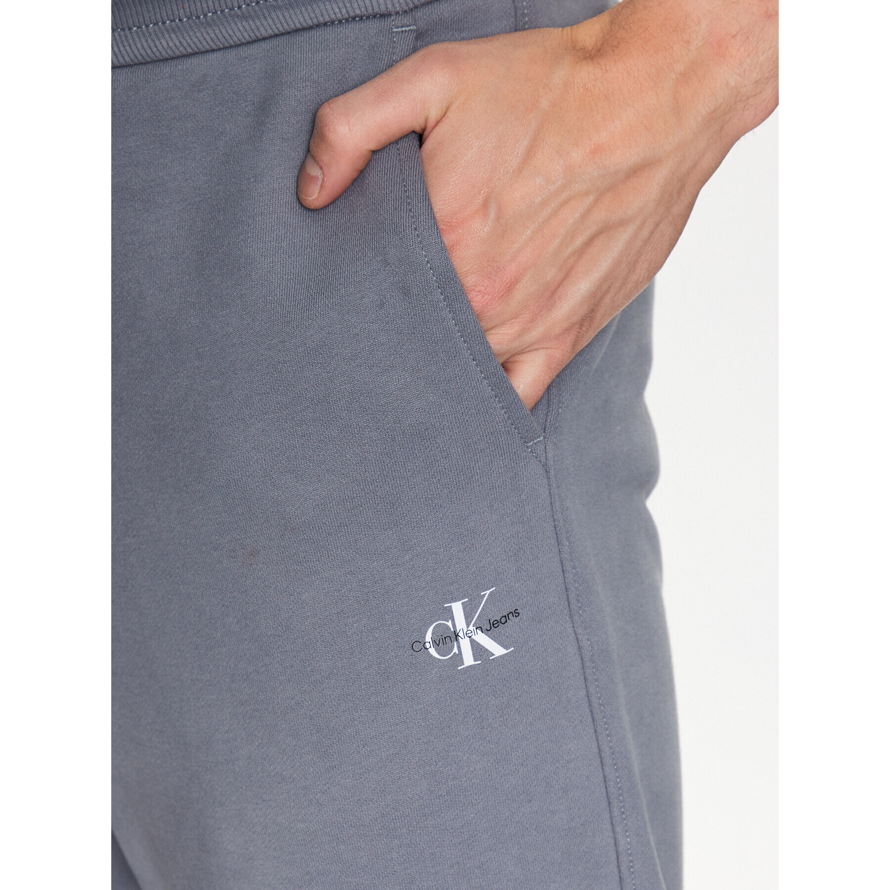 Calvin Klein Jeans Долнище анцуг J30J322484 Сив Regular Fit - Pepit.bg
