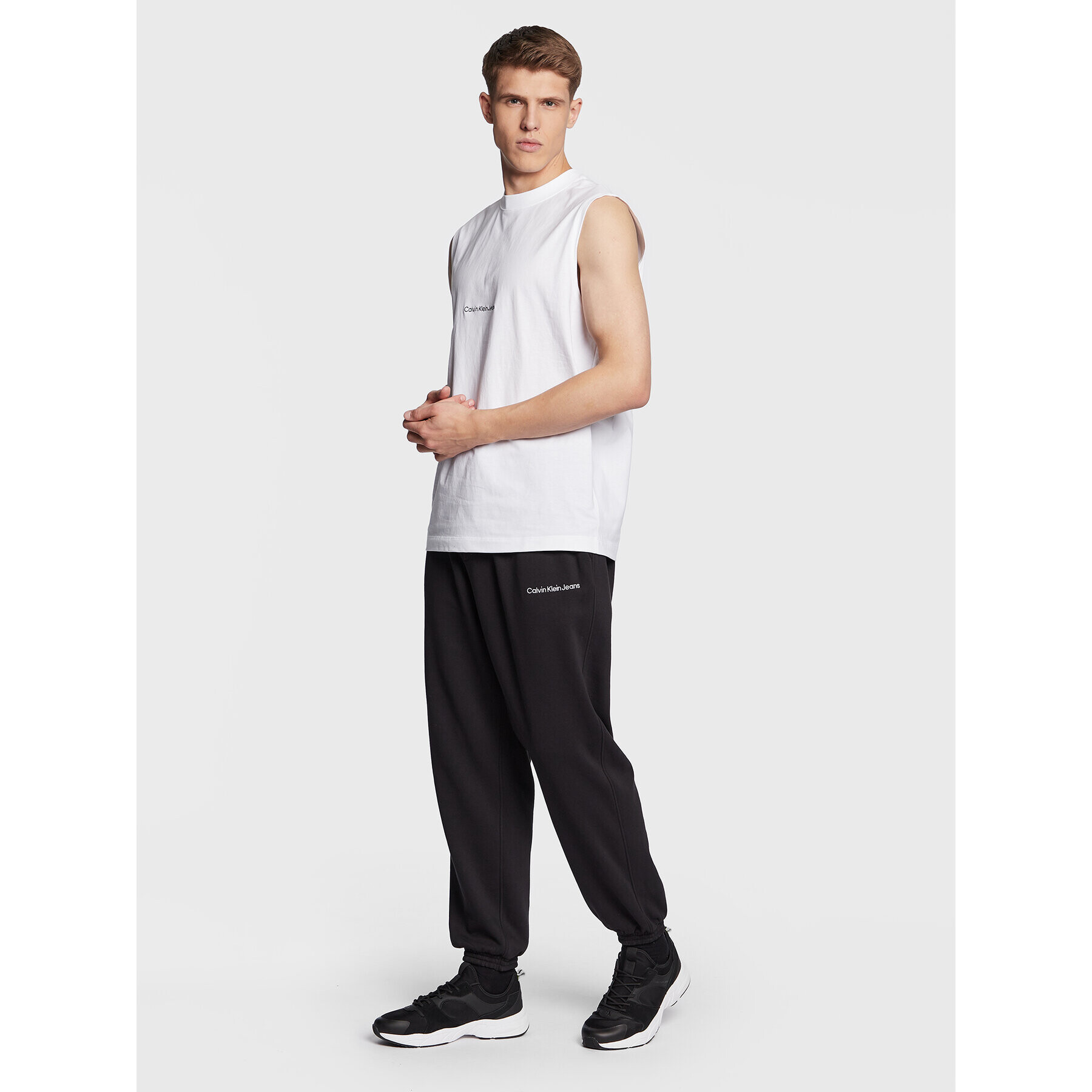 Calvin Klein Jeans Долнище анцуг J30J322925 Черен Relaxed Fit - Pepit.bg