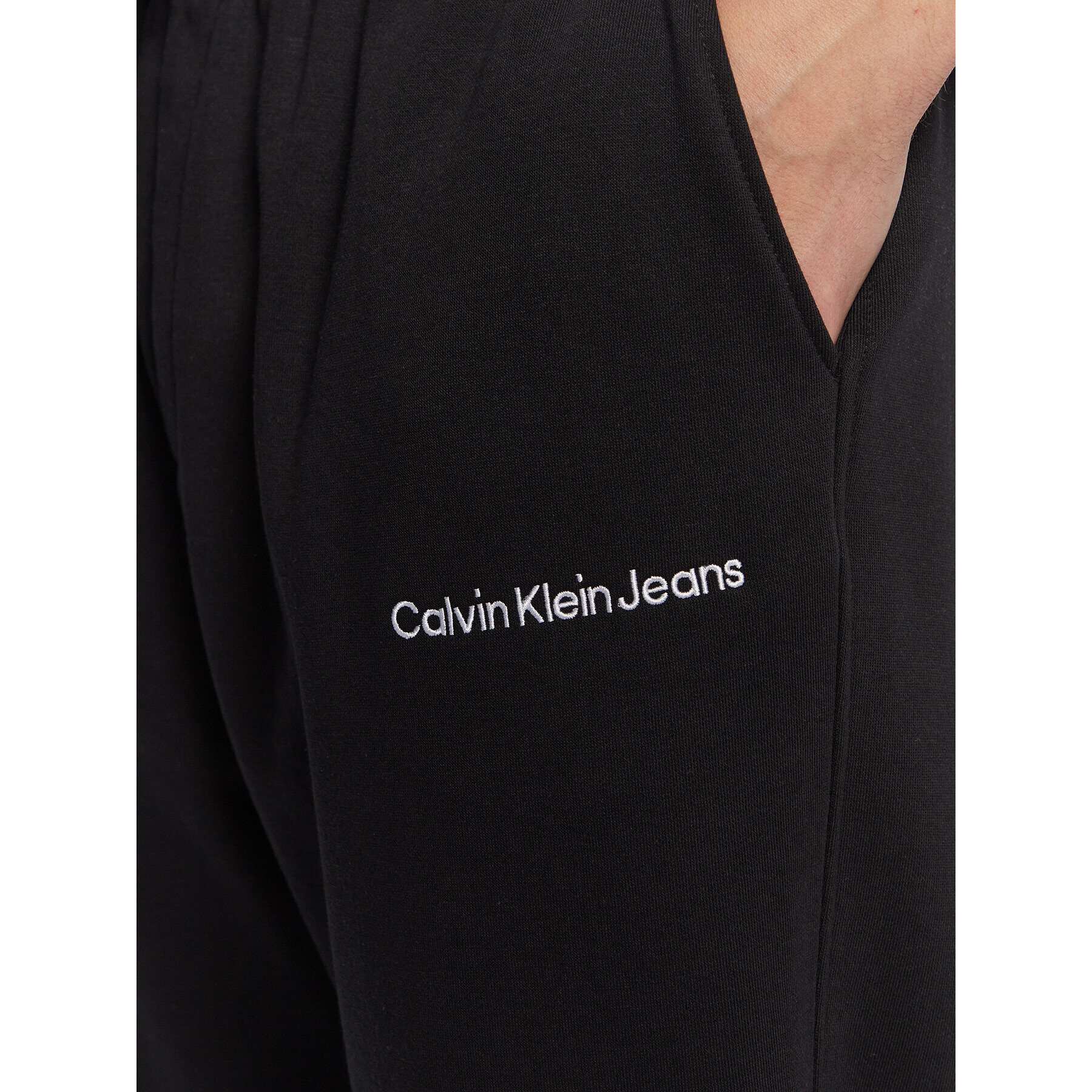 Calvin Klein Jeans Долнище анцуг J30J322925 Черен Relaxed Fit - Pepit.bg