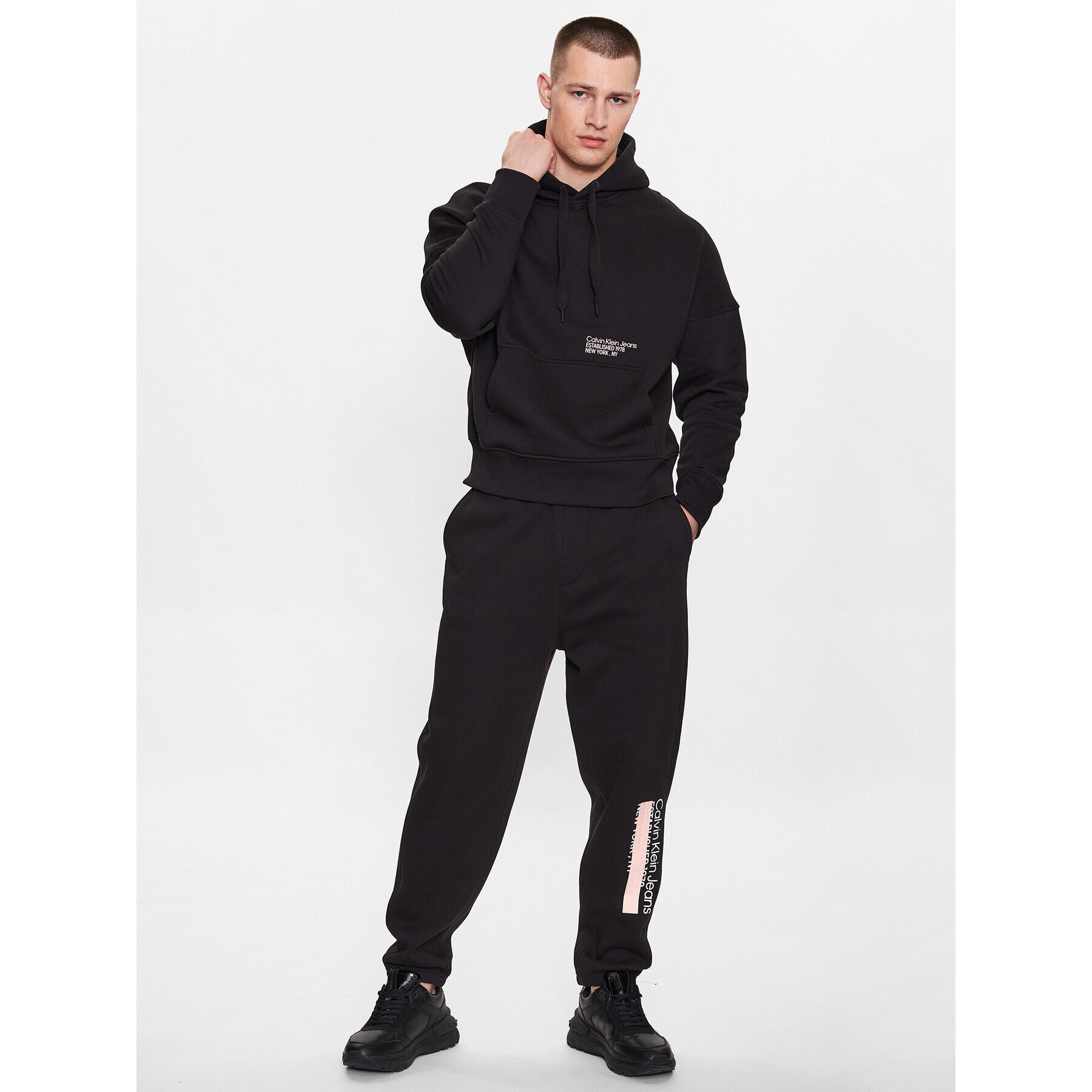 Calvin Klein Jeans Долнище анцуг J30J323504 Черен Regular Fit - Pepit.bg