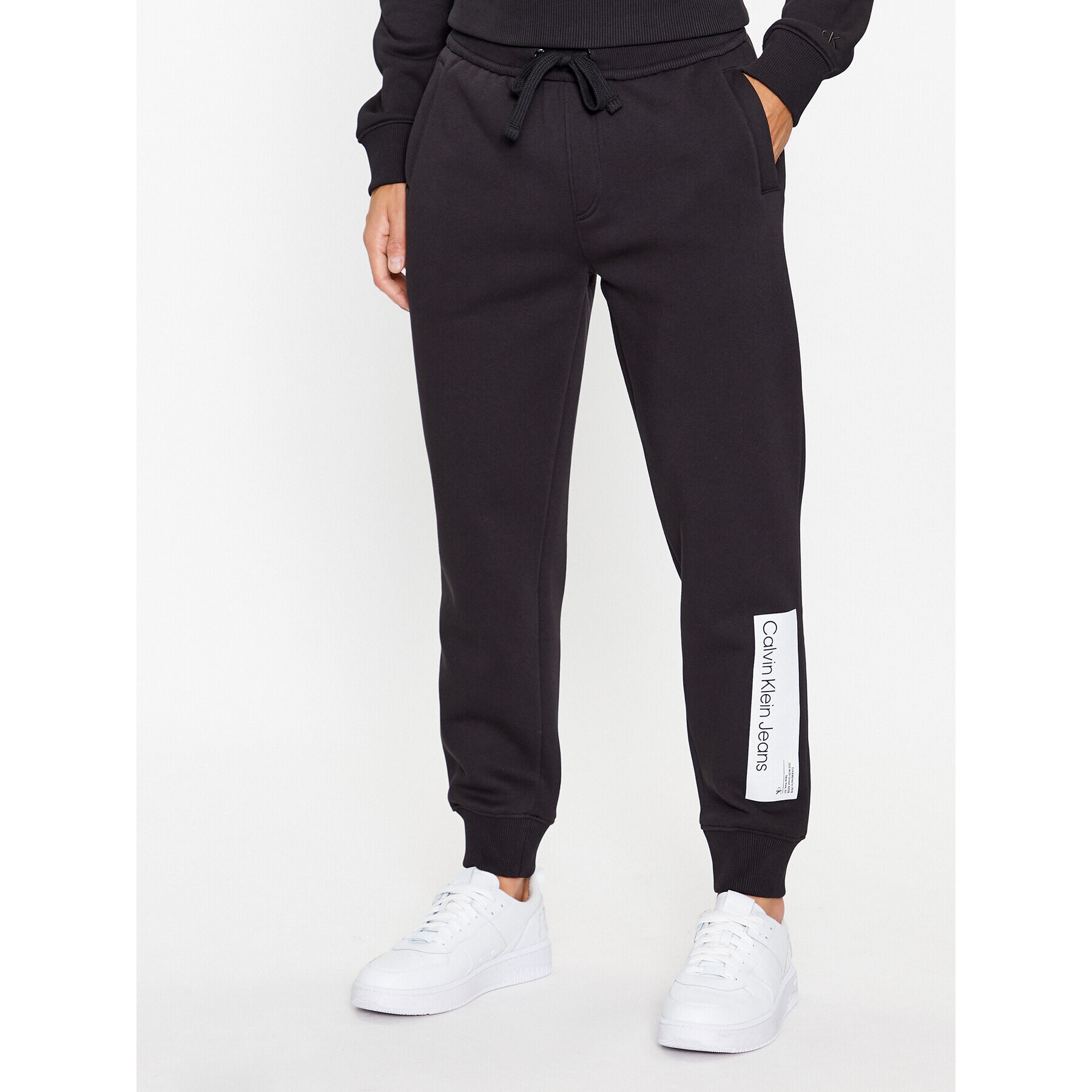 Calvin Klein Jeans Долнище анцуг J30J324053 Черен Regular Fit - Pepit.bg