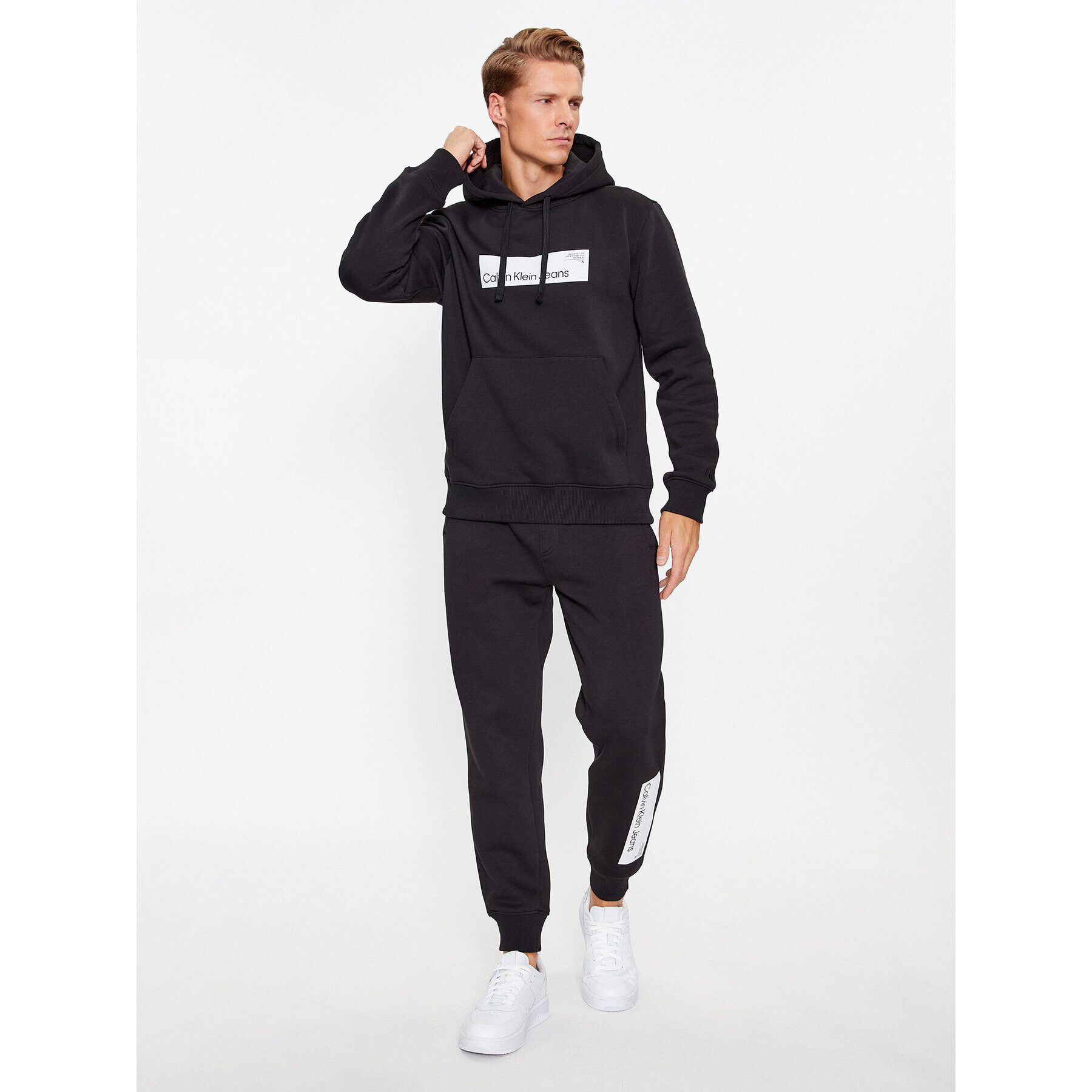 Calvin Klein Jeans Долнище анцуг J30J324053 Черен Regular Fit - Pepit.bg