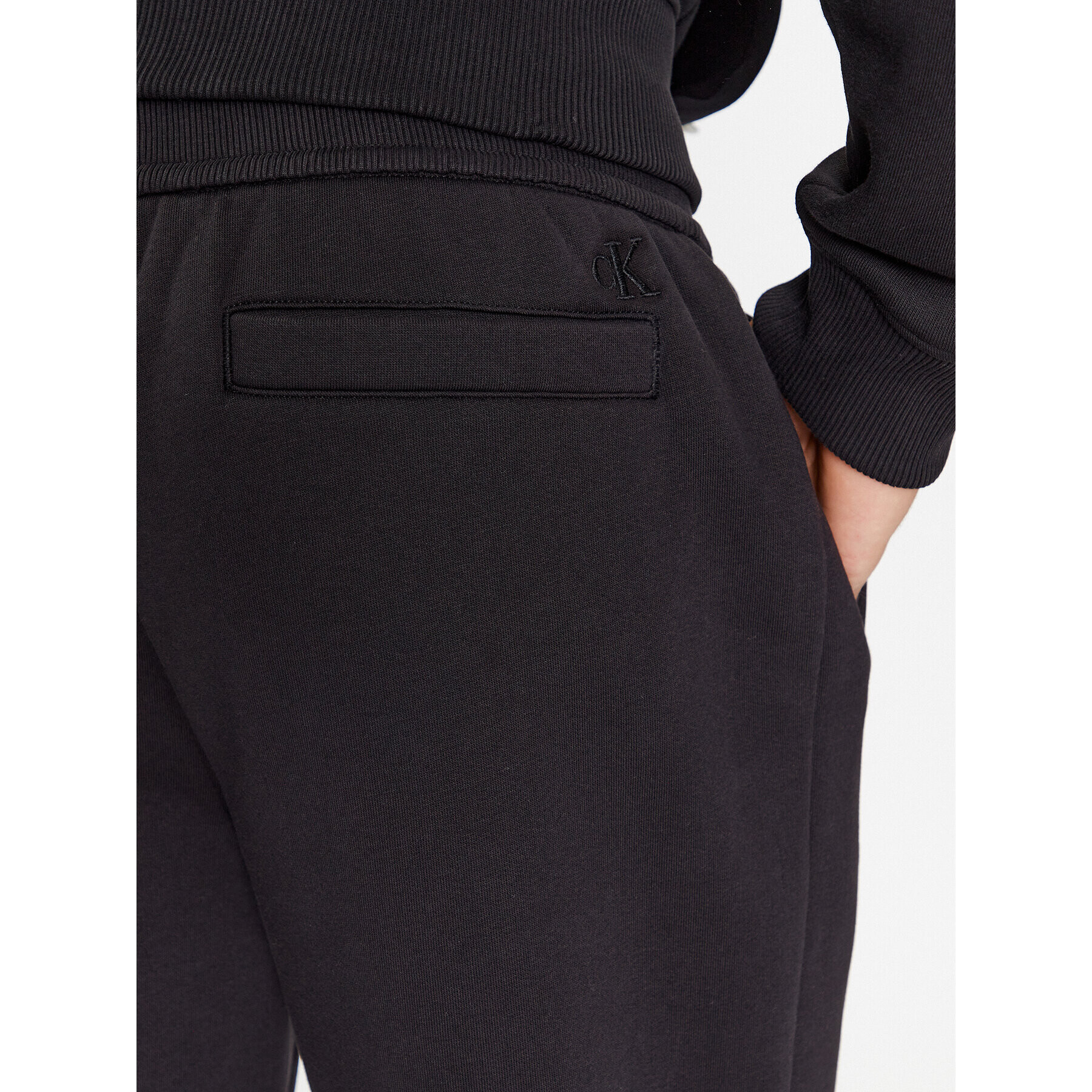 Calvin Klein Jeans Долнище анцуг J30J324053 Черен Regular Fit - Pepit.bg